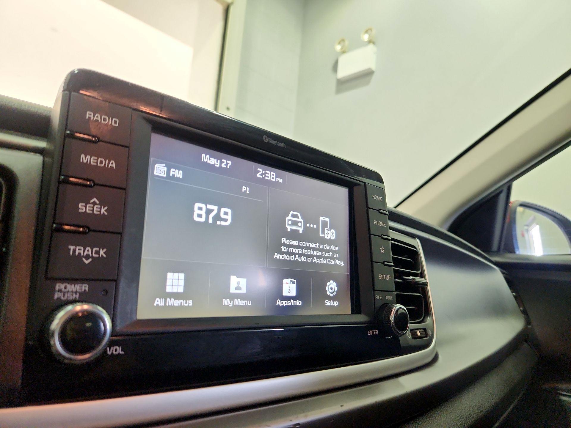 Thumbnail: 2019 Kia Rio5 - 15