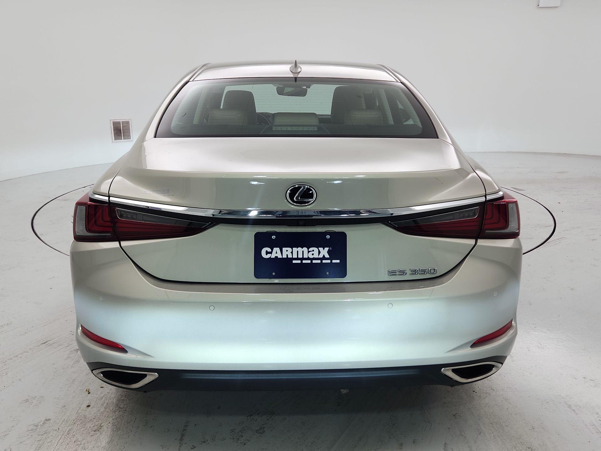 Thumbnail: 2019 Lexus ES - 6