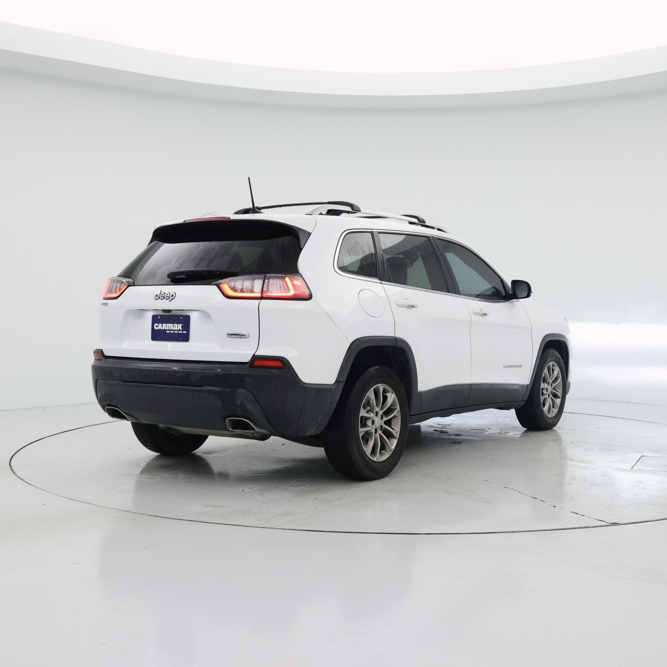 Thumbnail: 2019 Jeep Cherokee - 8