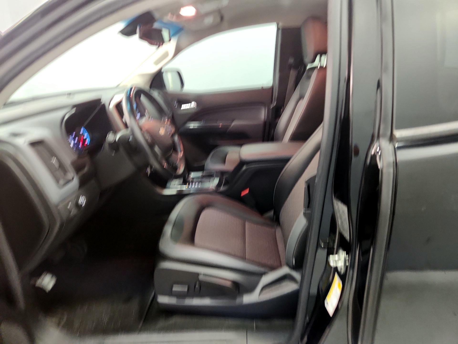 Thumbnail: 2018 Chevrolet Colorado - 11
