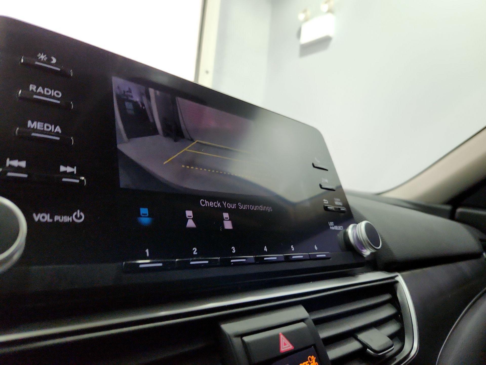 Thumbnail: 2018 Honda Accord - 14