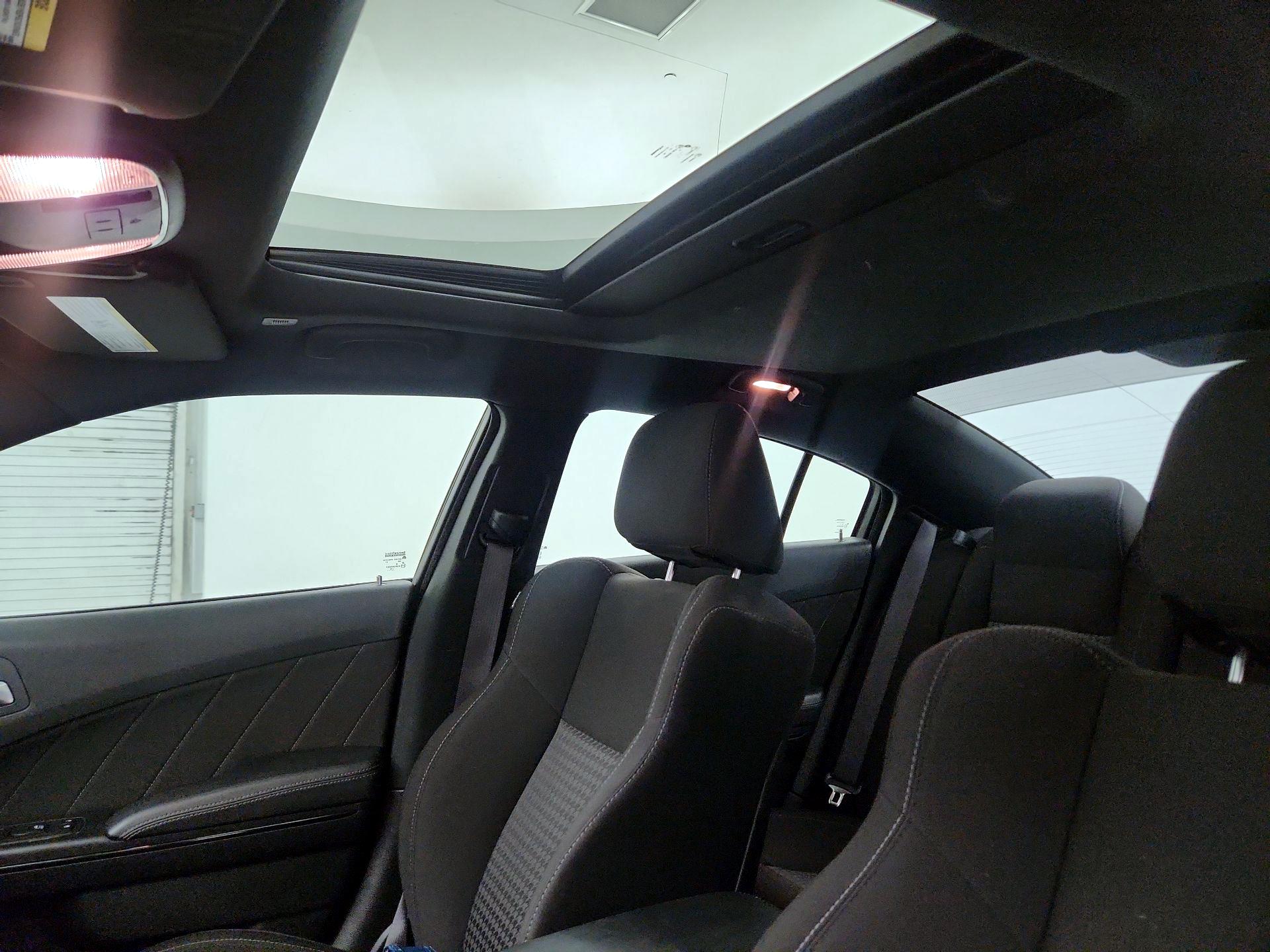 Thumbnail: 2022 Dodge Charger - 17