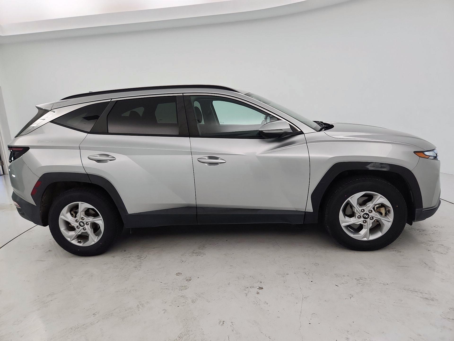 Thumbnail: 2023 Hyundai Tucson - 4