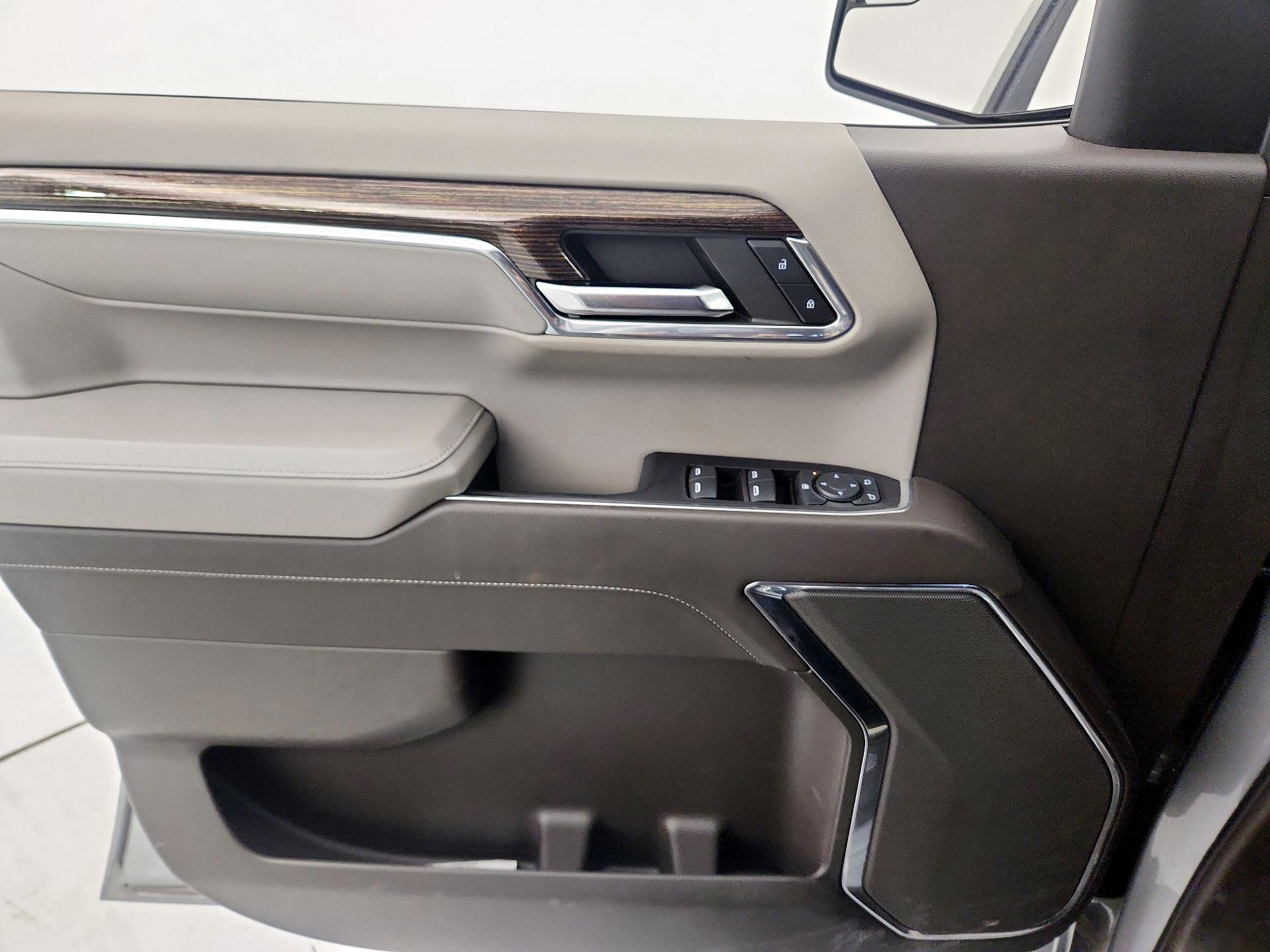 Thumbnail: 2023 GMC Sierra 1500 - 12