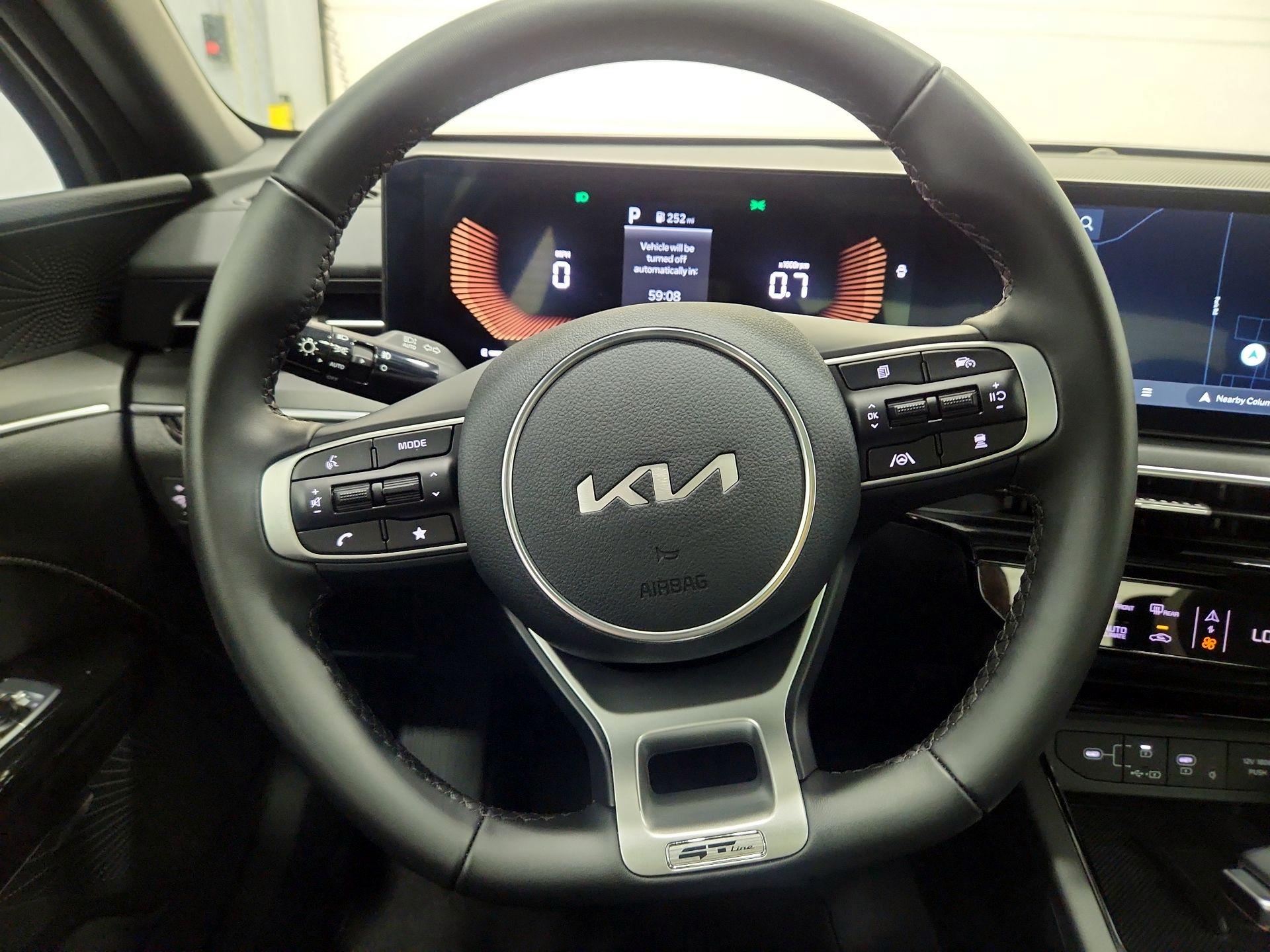 Thumbnail: 2025 Kia K5 - 10