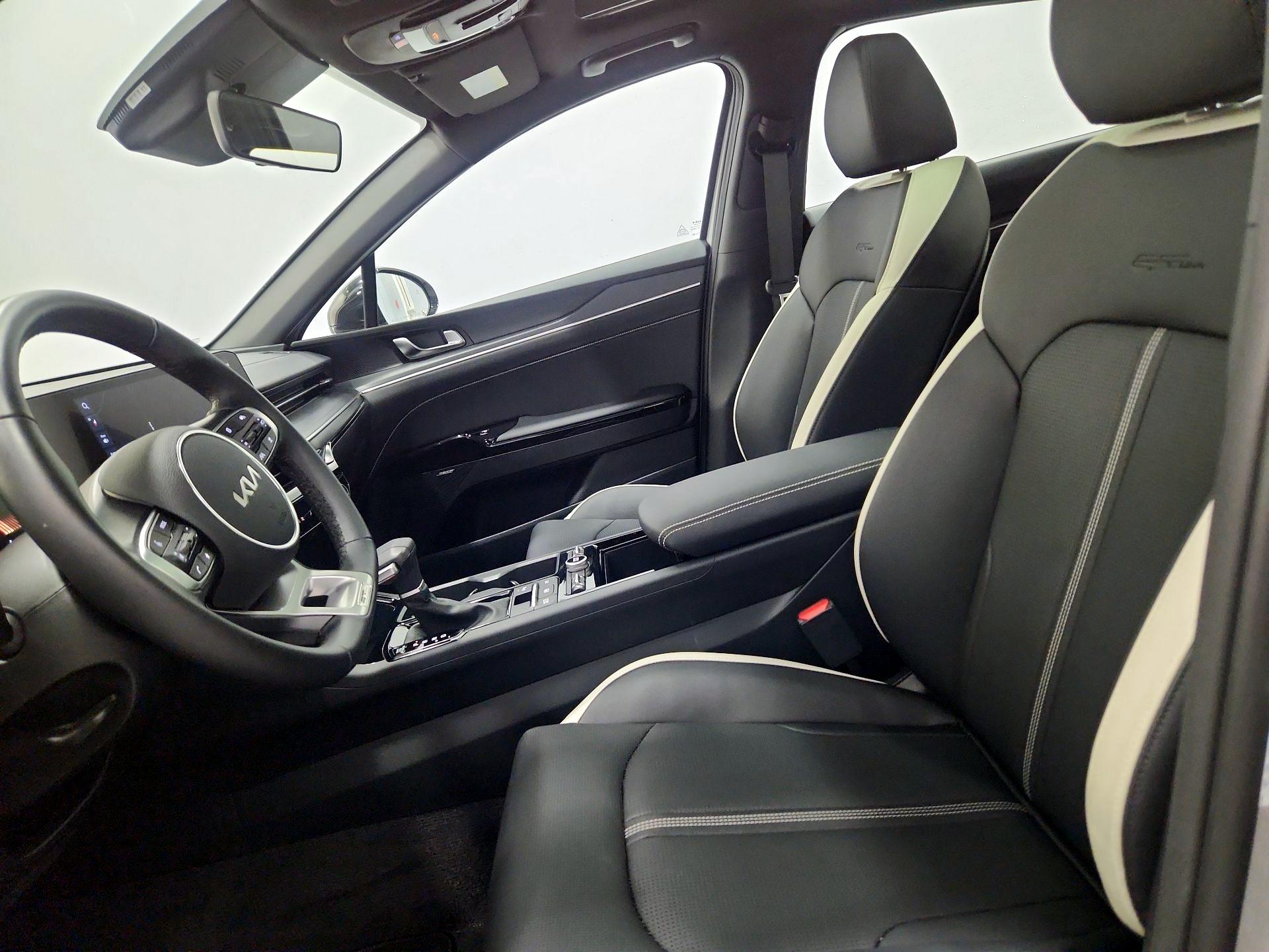 Thumbnail: 2025 Kia K5 - 11