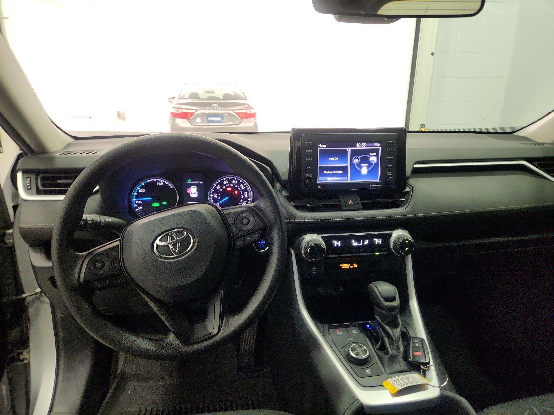Thumbnail: 2020 Toyota RAV4 - 10