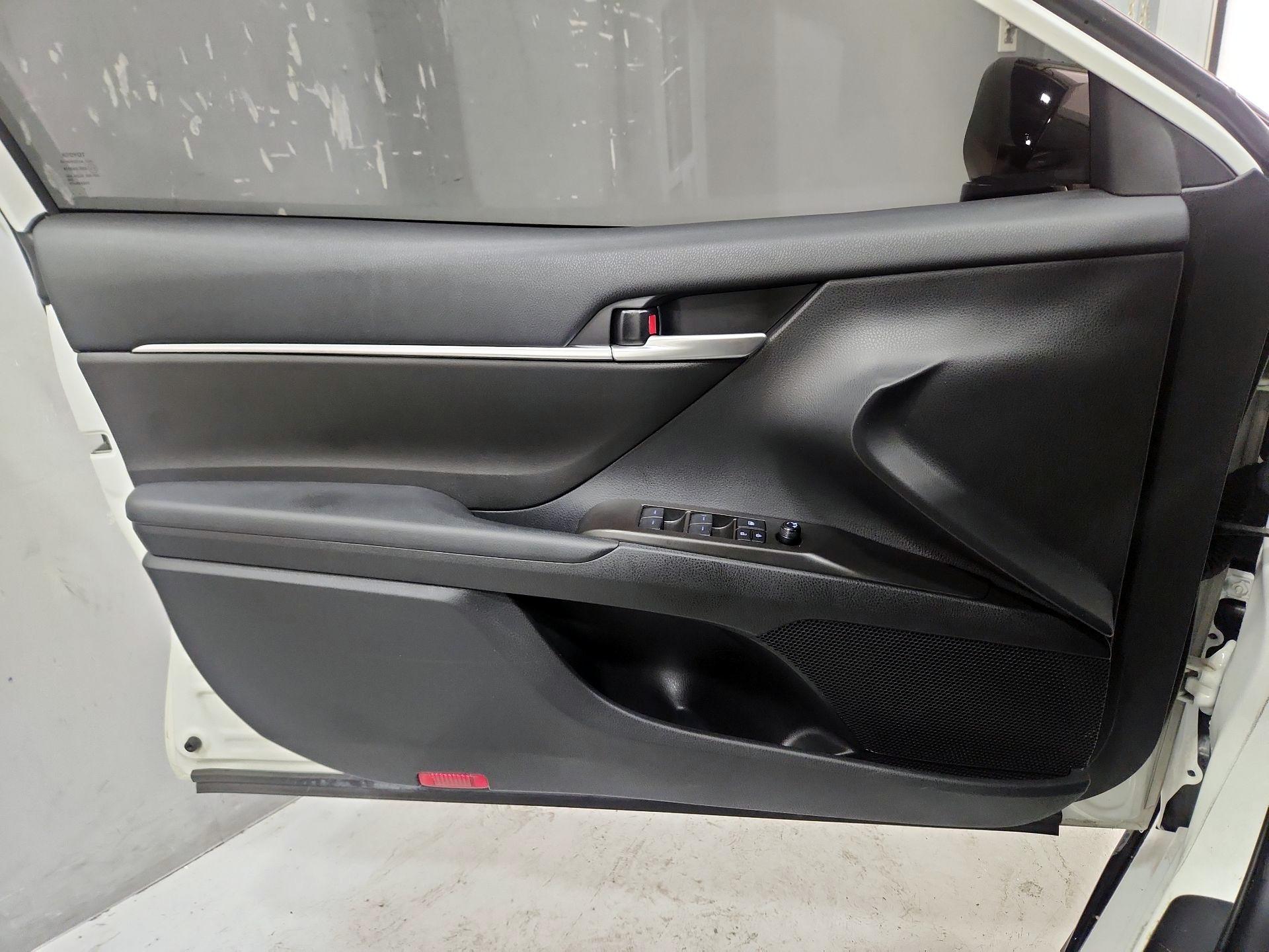 Thumbnail: 2024 Toyota Camry - 12