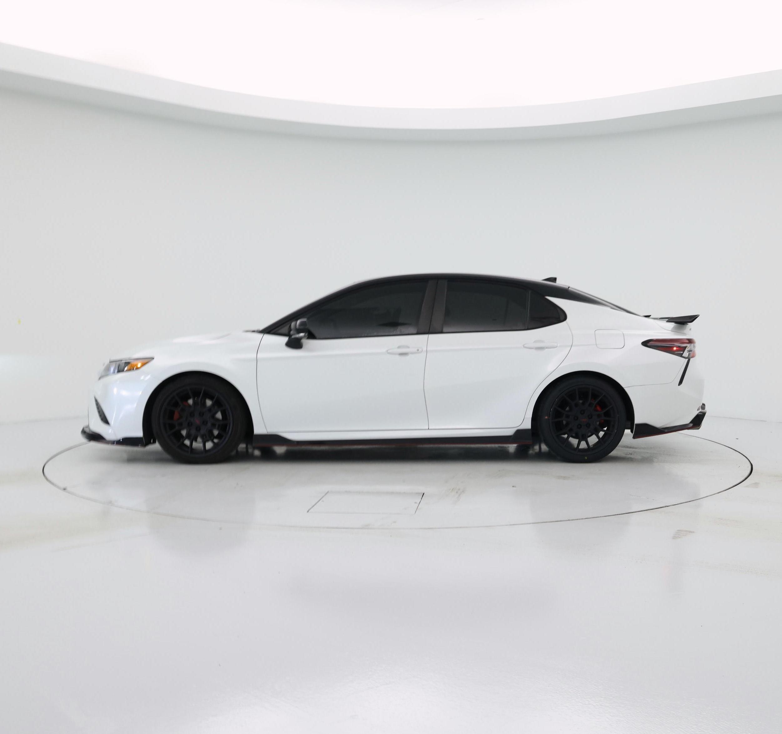 Thumbnail: 2024 Toyota Camry - 3