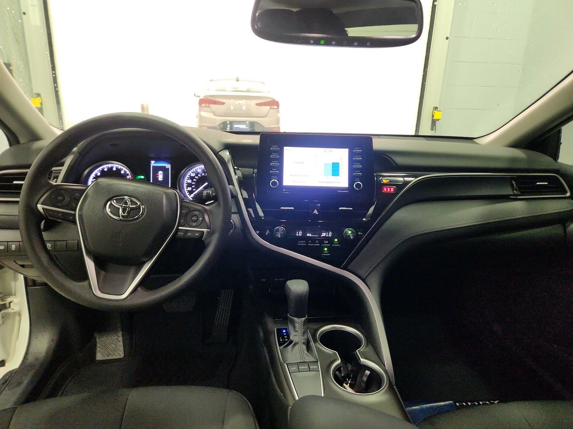 Thumbnail: 2024 Toyota Camry - 9