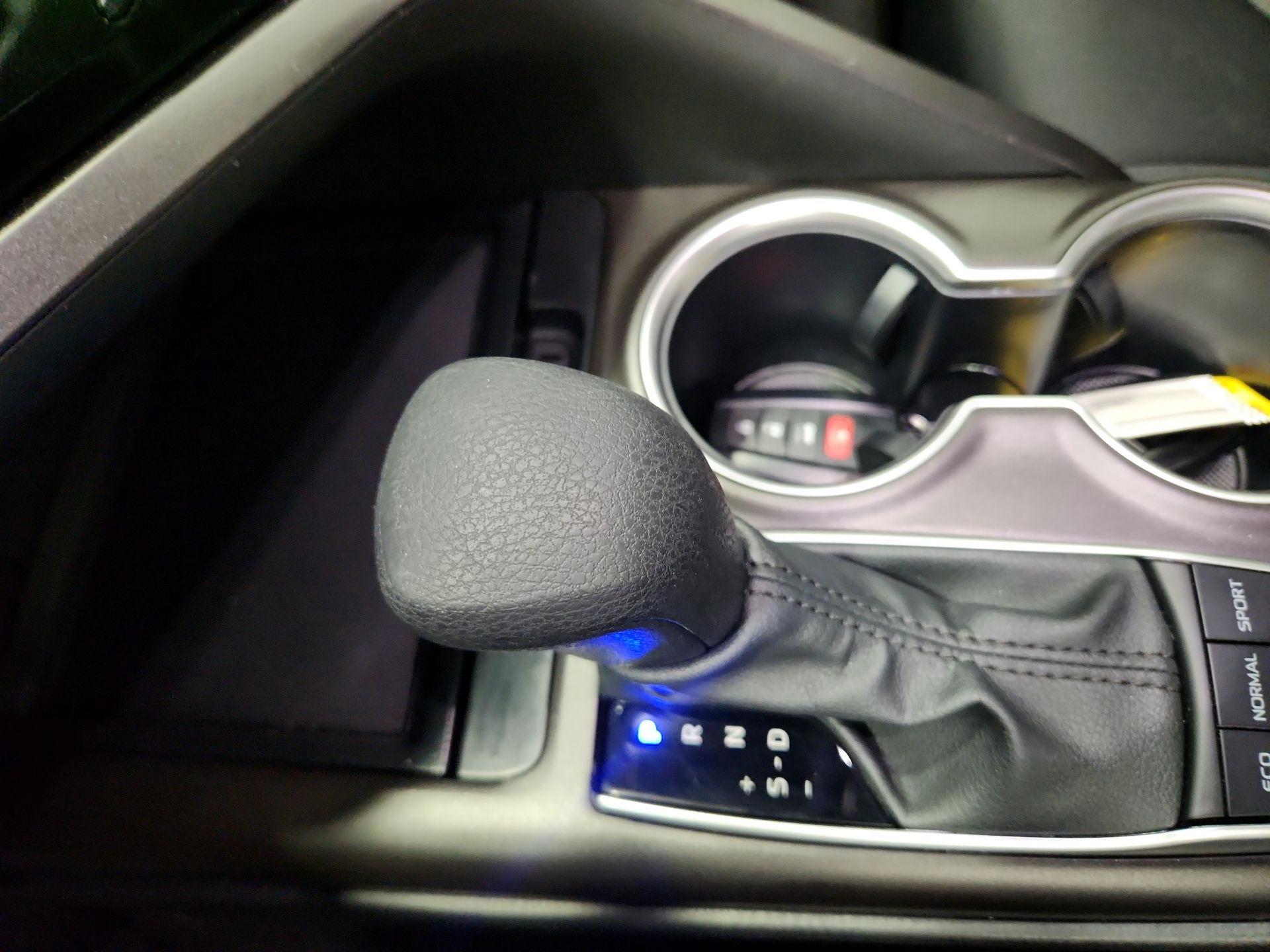 Thumbnail: 2024 Toyota Camry - 17
