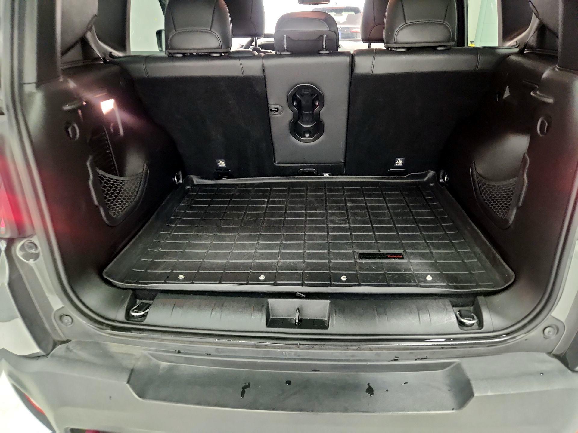 Thumbnail: 2018 Jeep Renegade - 20