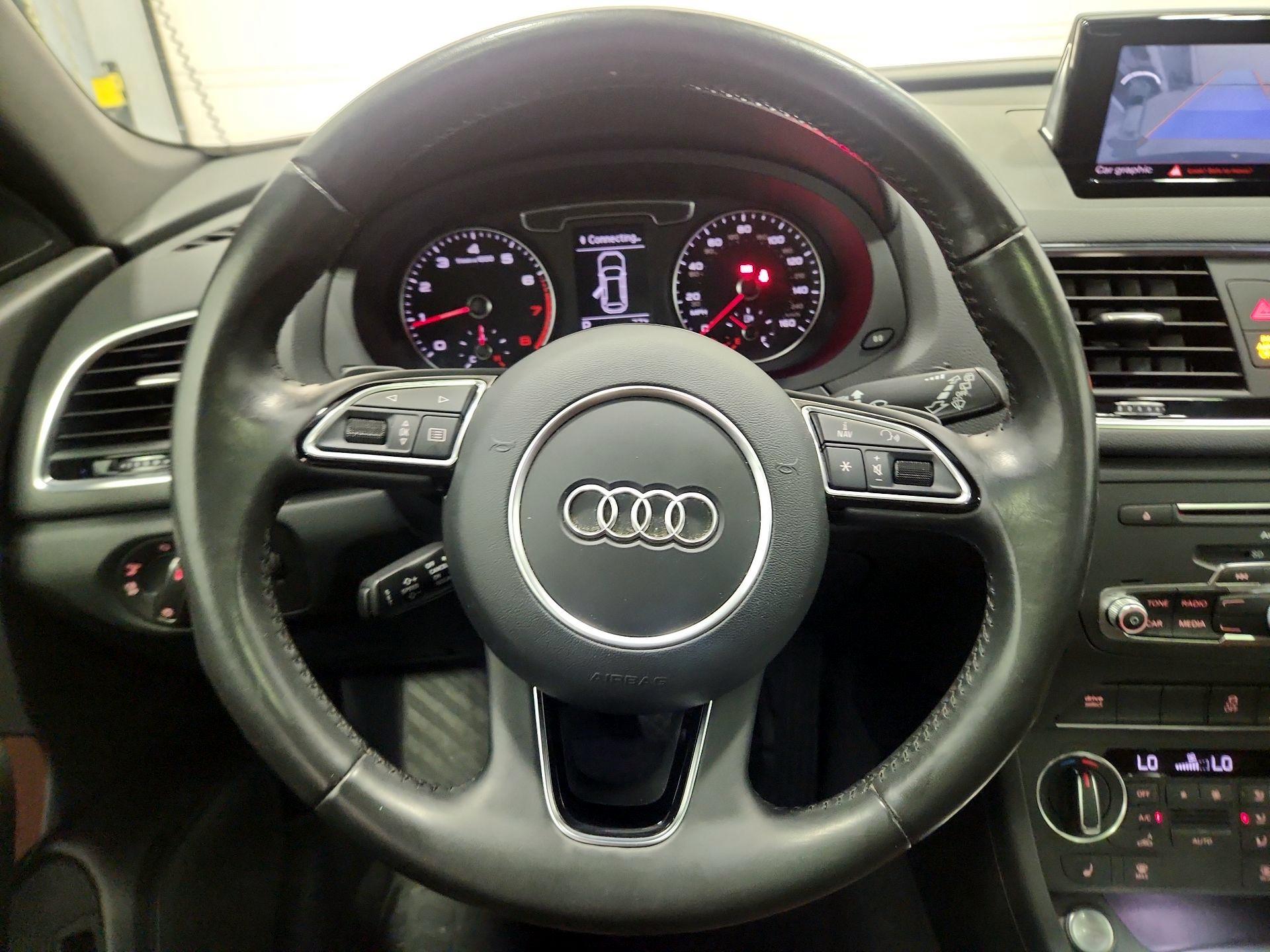 Thumbnail: 2018 Audi Q3 - 10