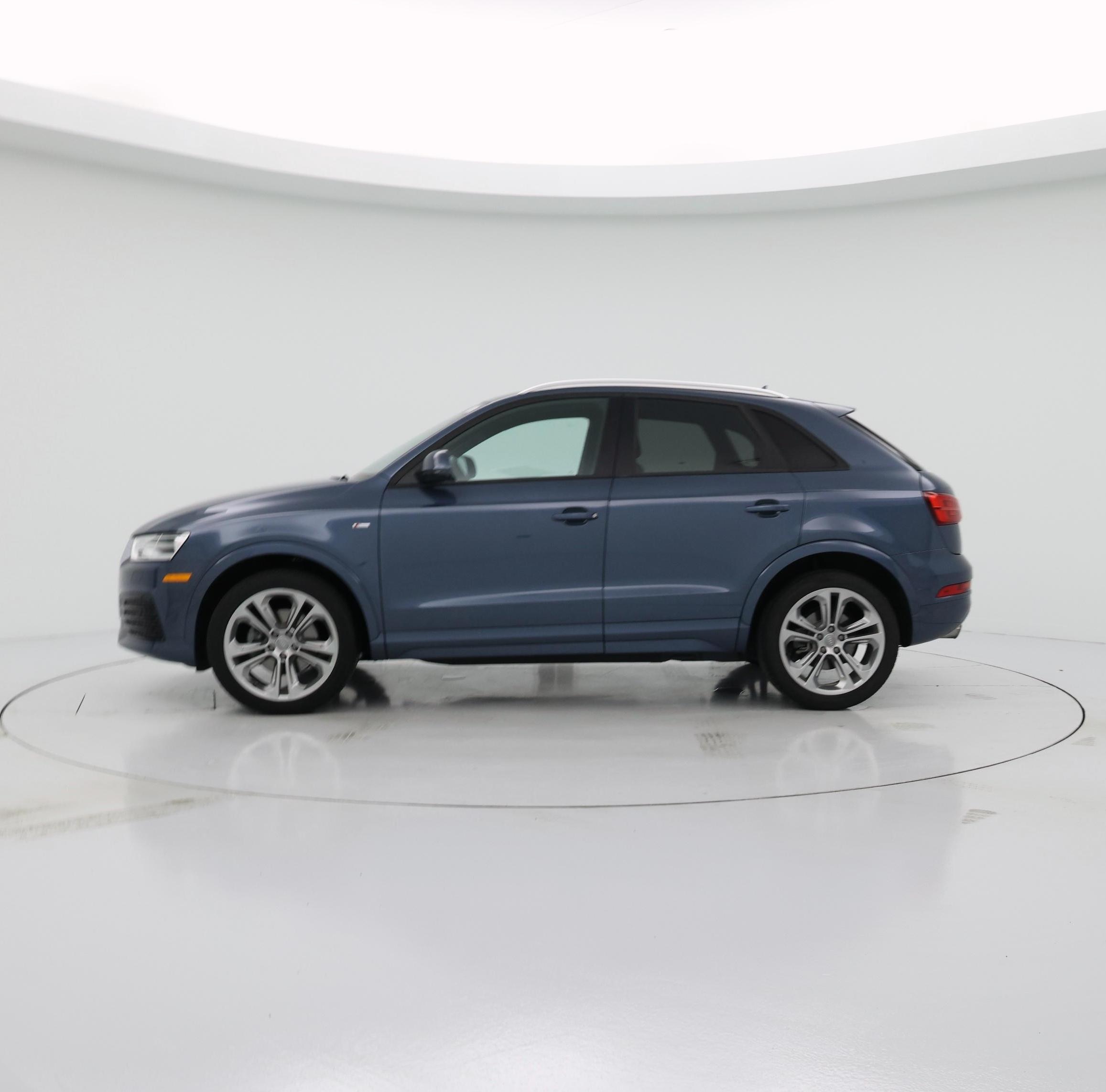 Thumbnail: 2018 Audi Q3 - 3