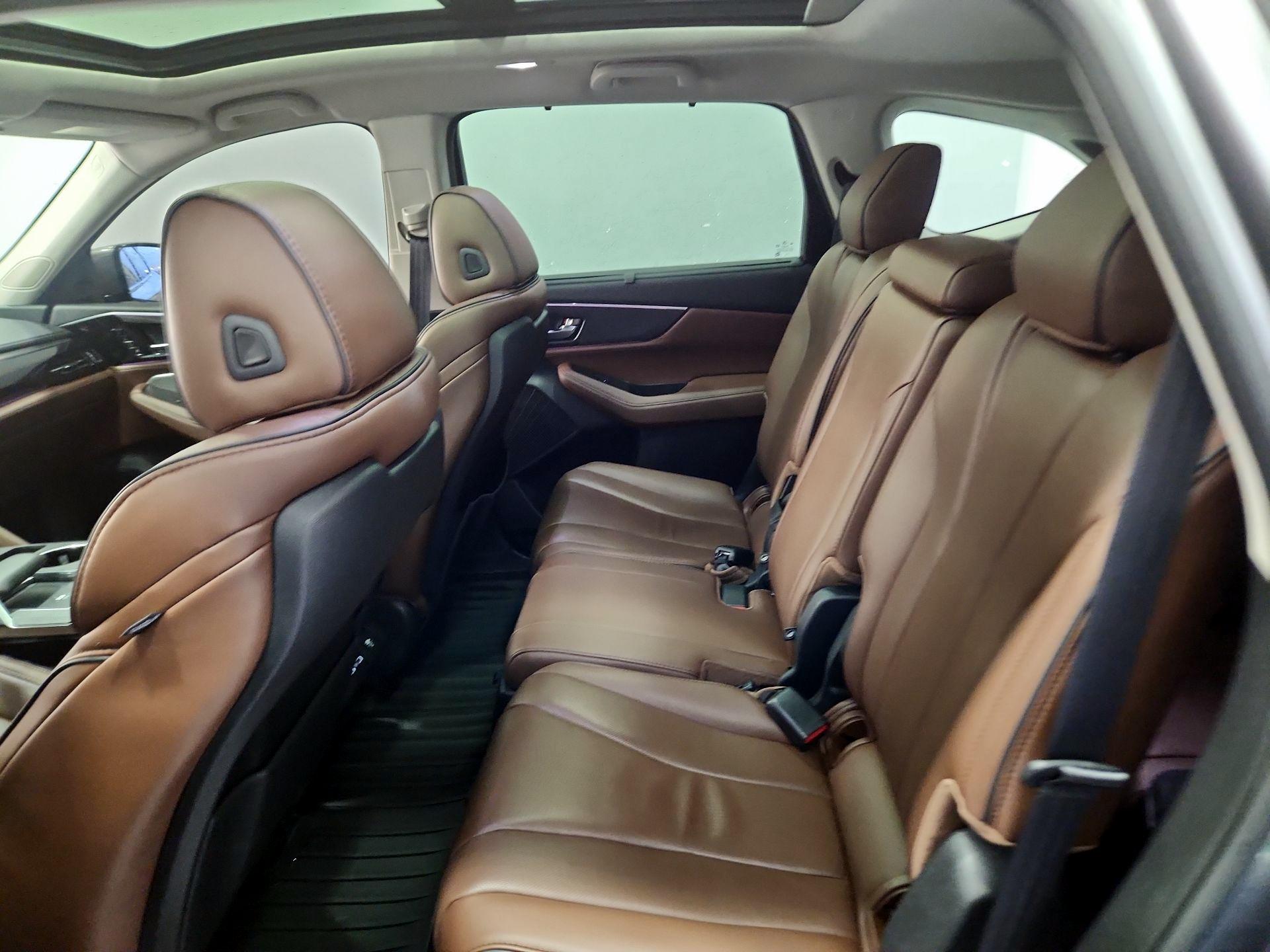 Thumbnail: 2022 Acura MDX - 20
