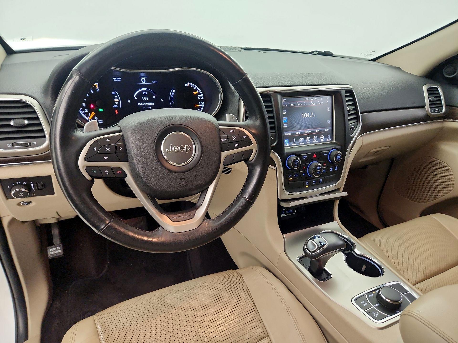 Thumbnail: 2015 Jeep Grand Cherokee - 9