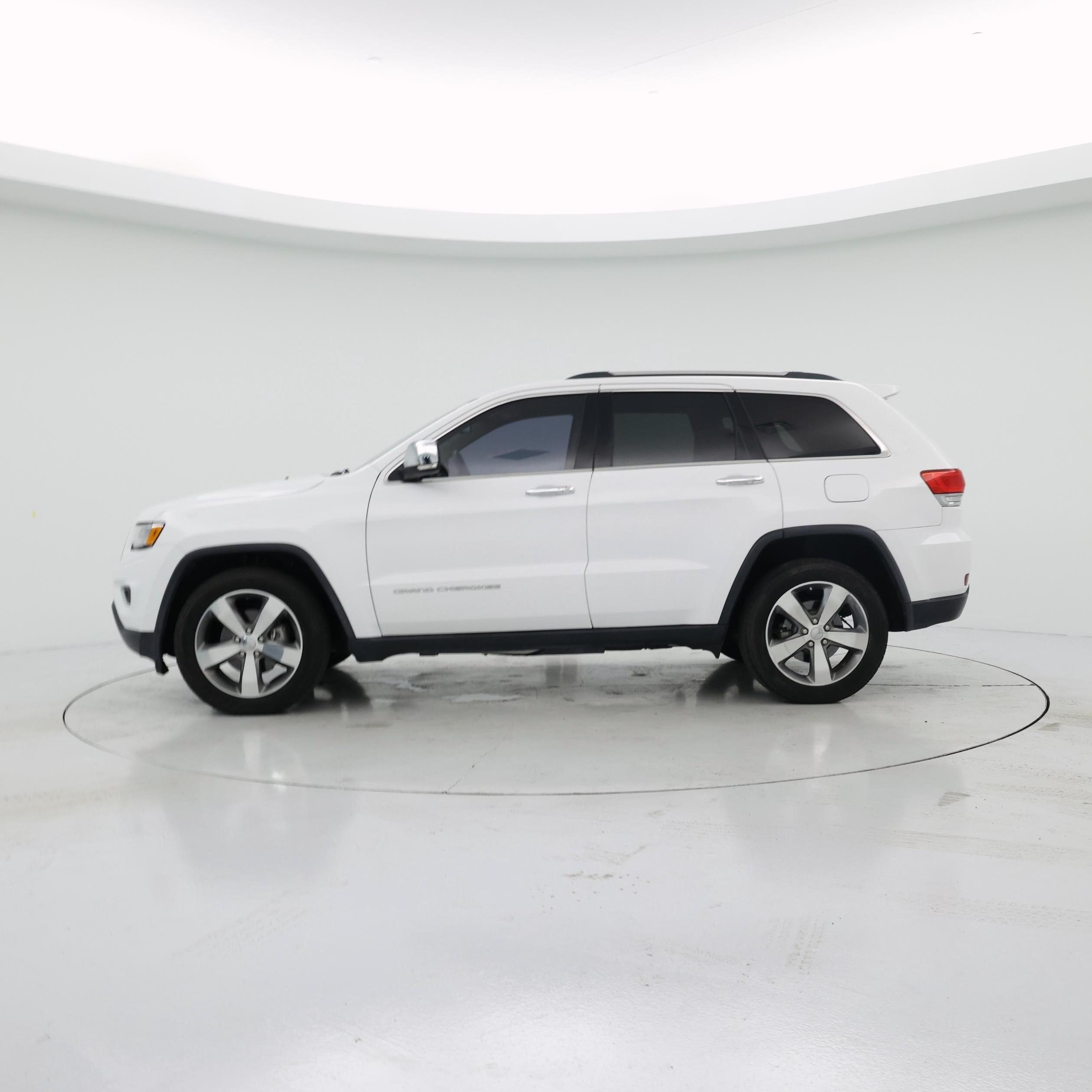 Thumbnail: 2015 Jeep Grand Cherokee - 3