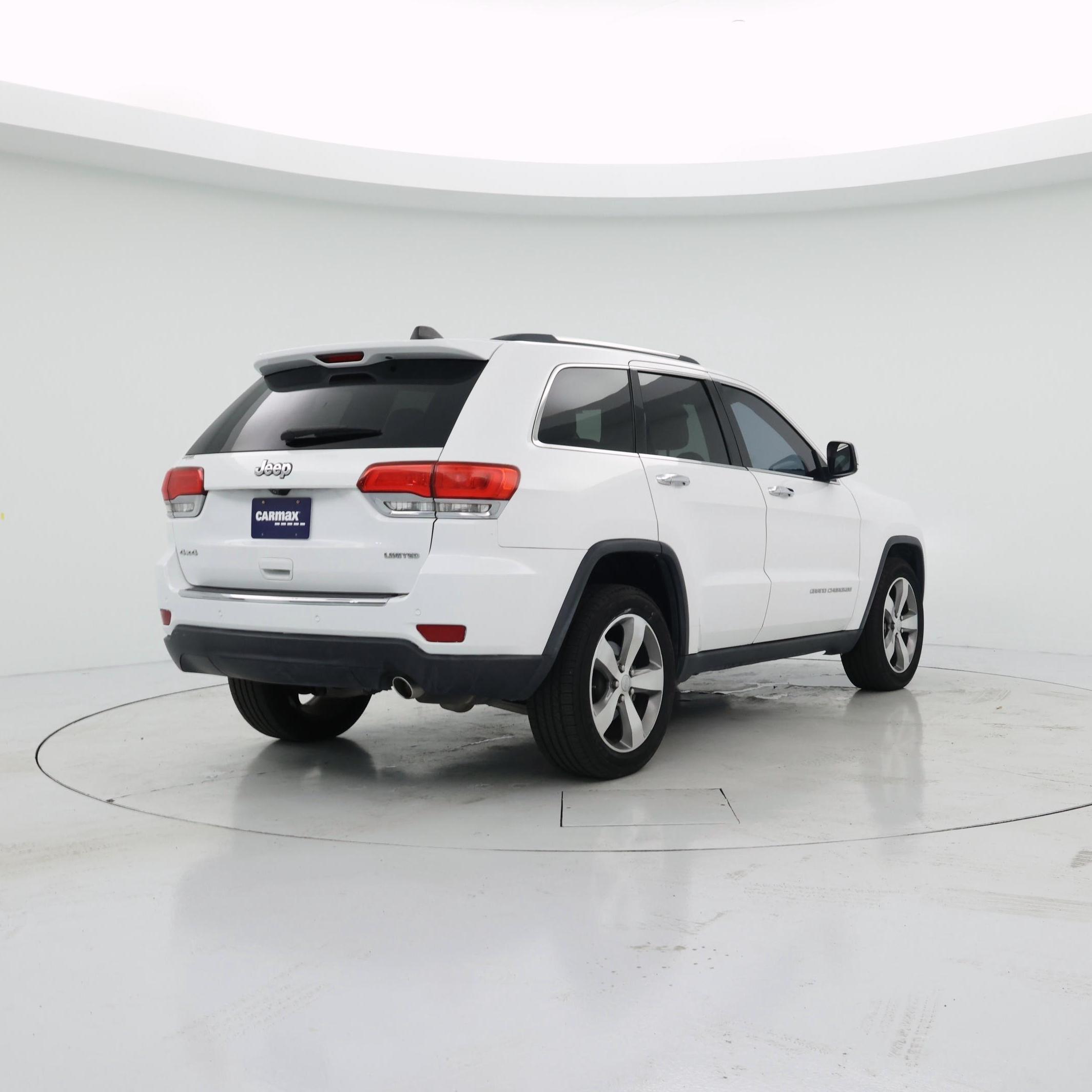 Thumbnail: 2015 Jeep Grand Cherokee - 8