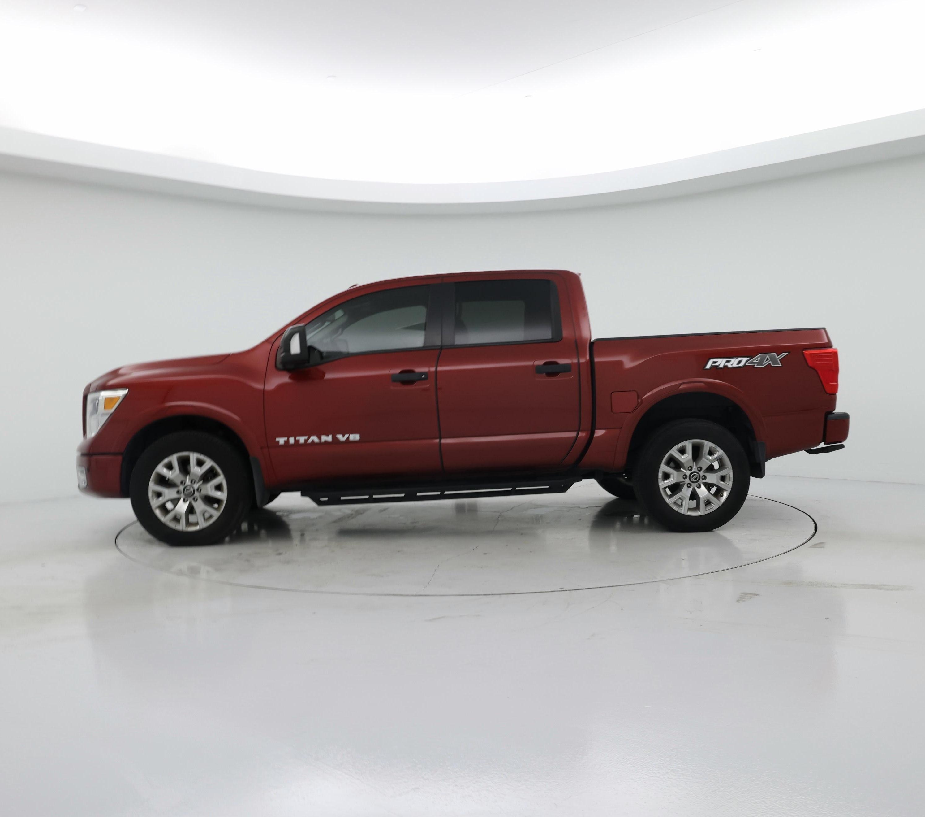 Thumbnail: 2019 Nissan Titan - 3