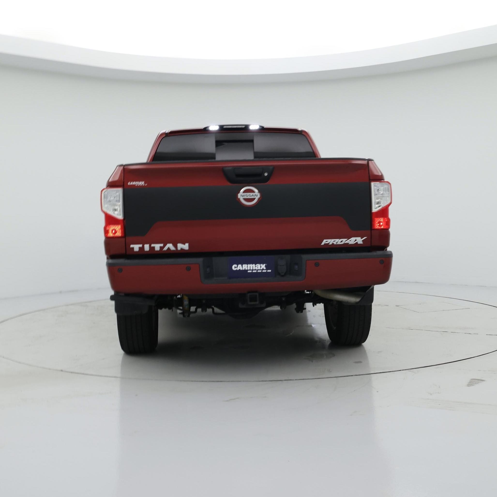 Thumbnail: 2019 Nissan Titan - 6