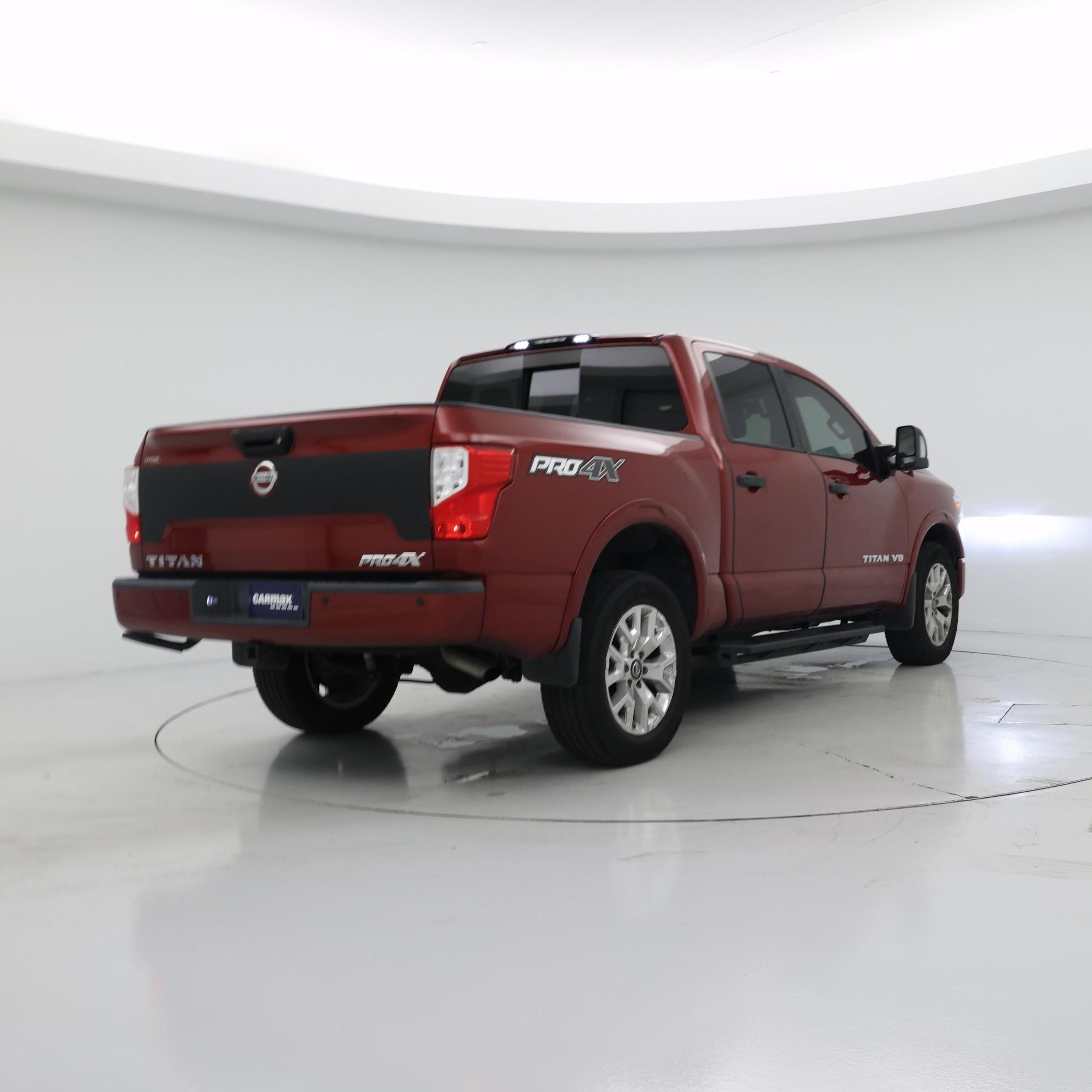 Thumbnail: 2019 Nissan Titan - 8