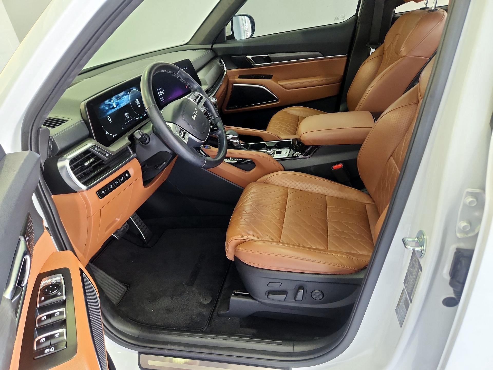Thumbnail: 2023 Kia Telluride - 11