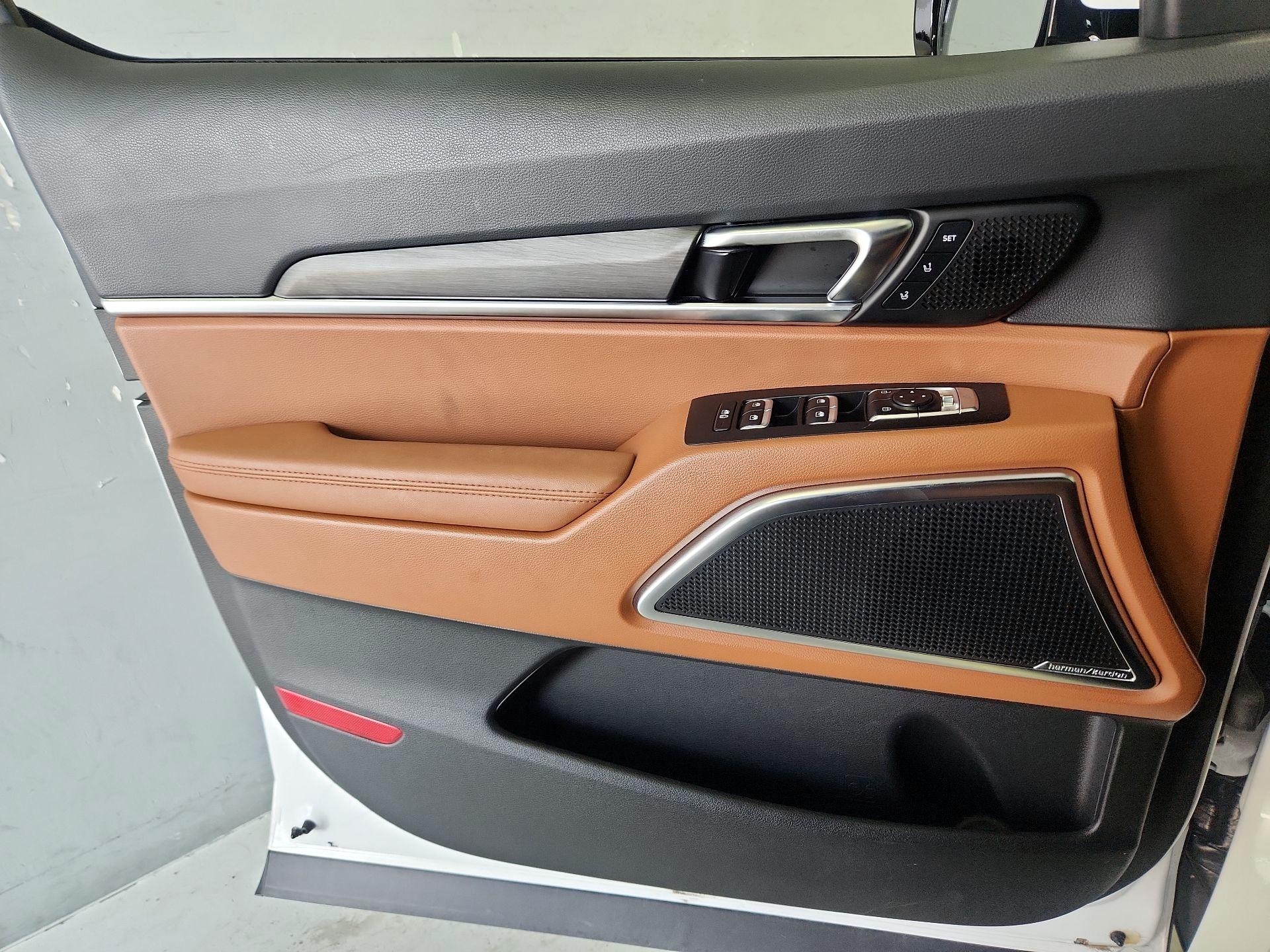 Thumbnail: 2023 Kia Telluride - 12
