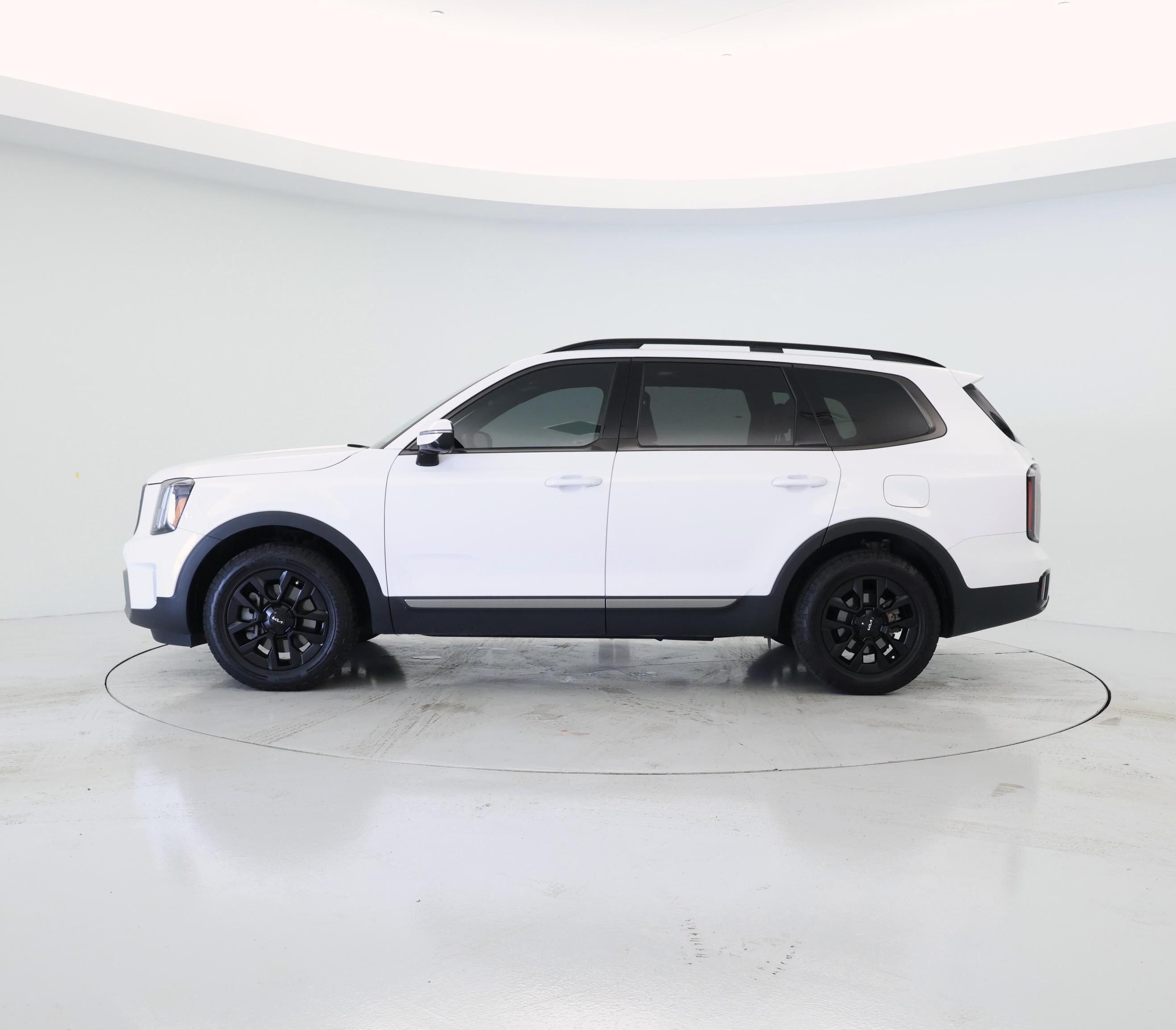 Thumbnail: 2023 Kia Telluride - 3