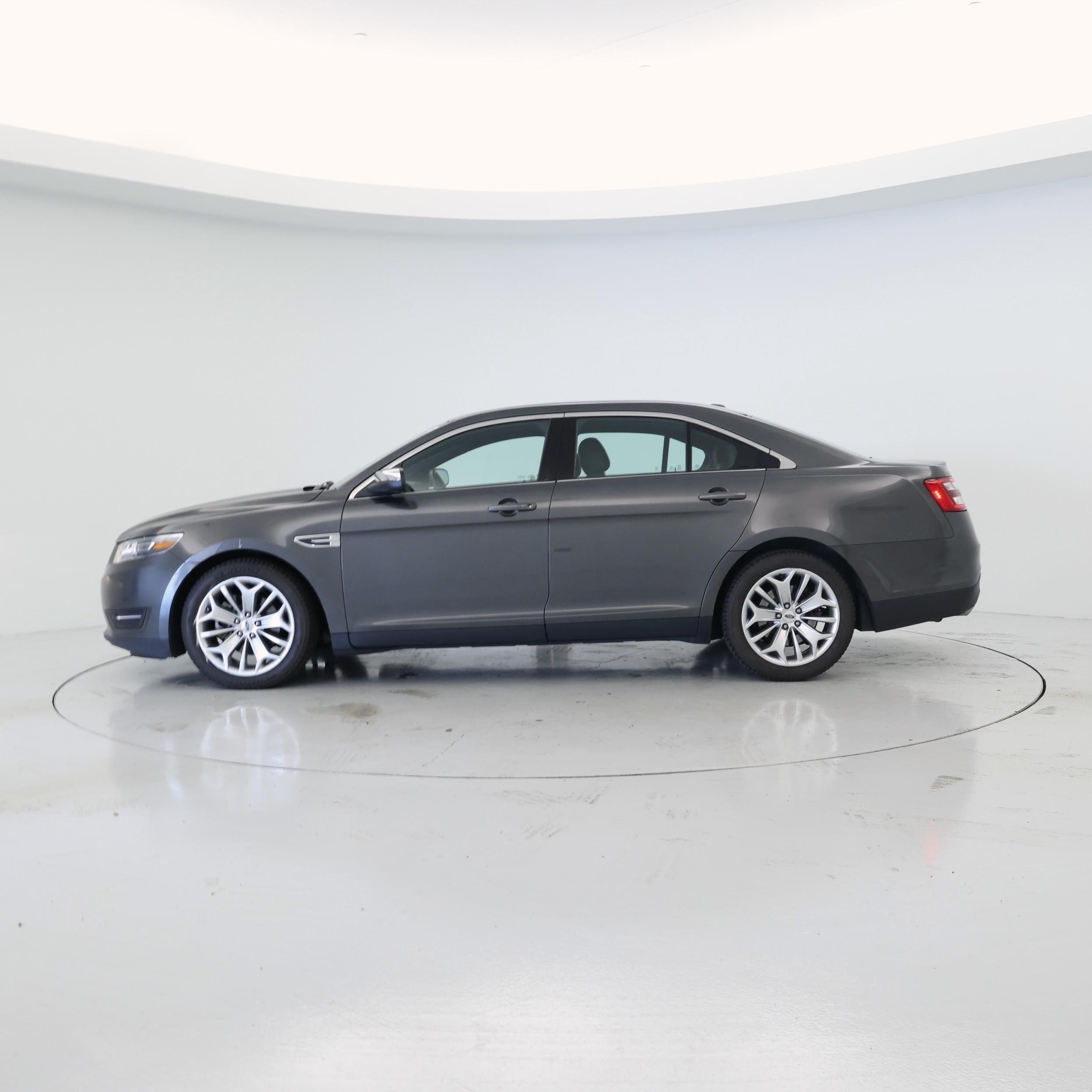 Thumbnail: 2017 Ford Taurus - 3