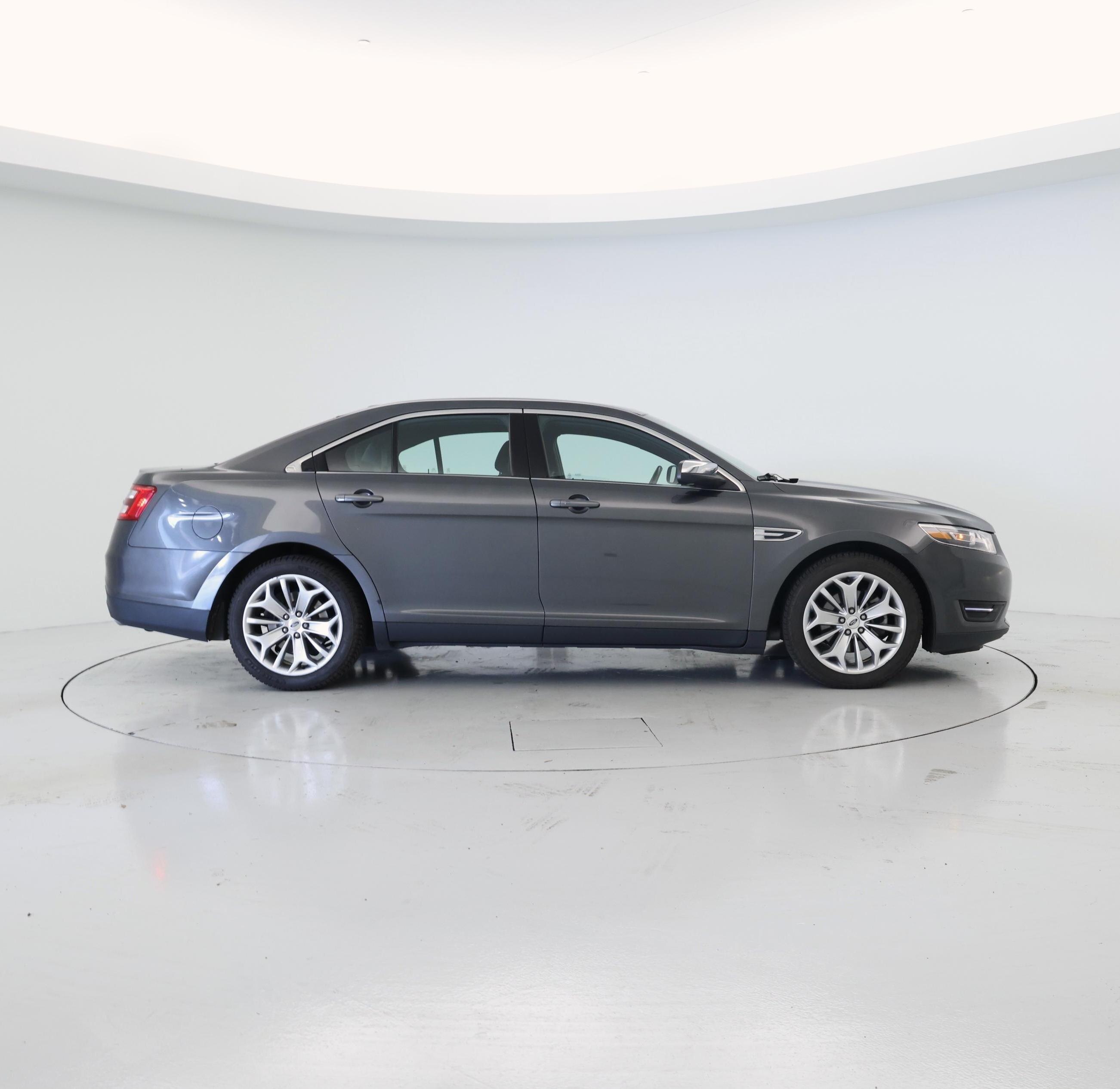 Thumbnail: 2017 Ford Taurus - 7