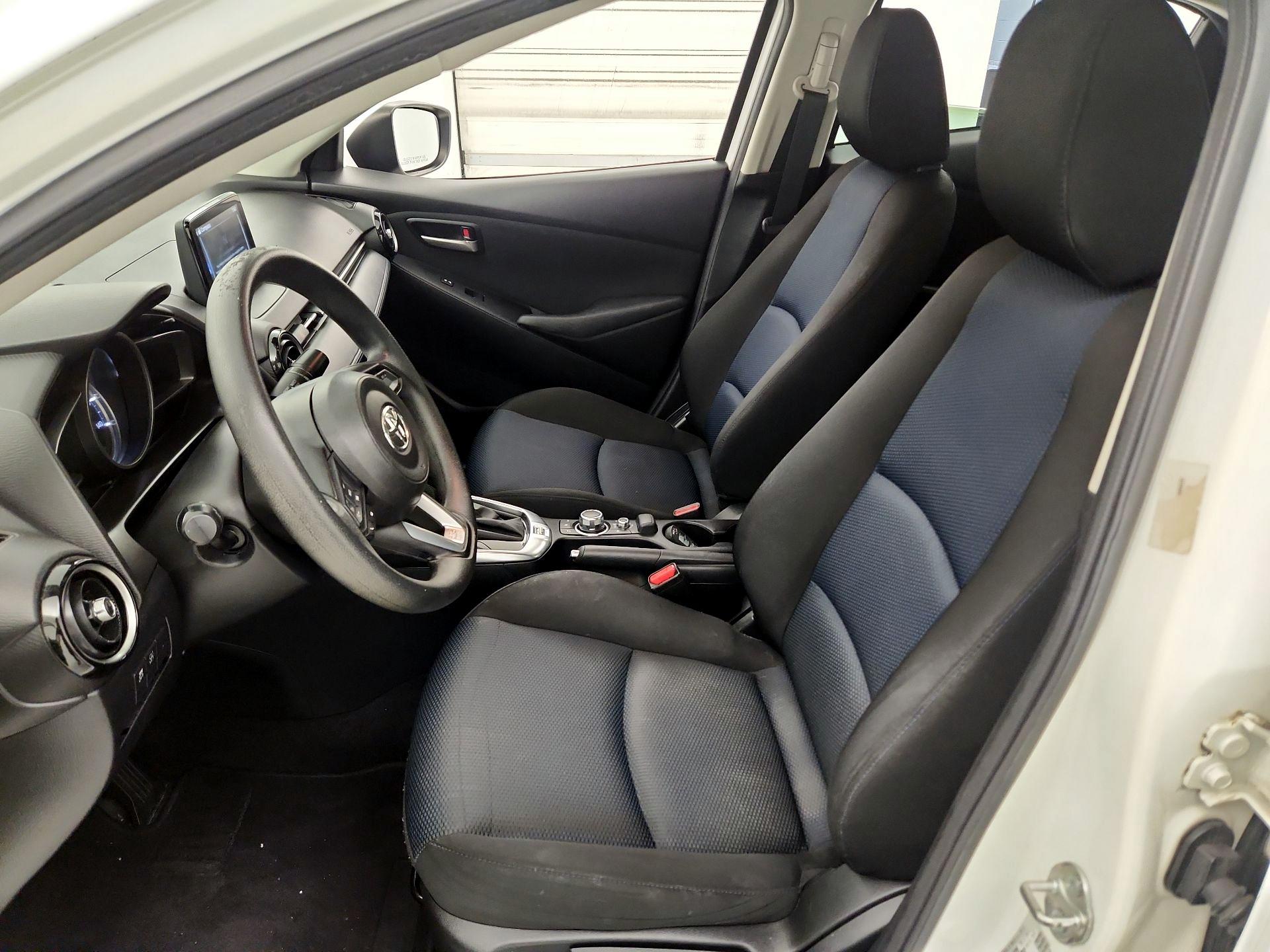 Thumbnail: 2019 Toyota Yaris - 11
