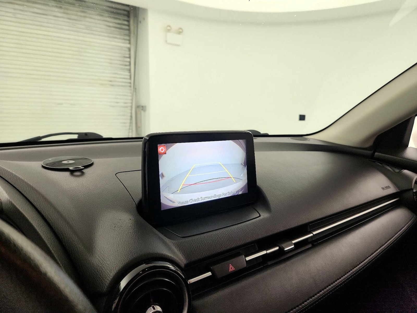 2019 Toyota Yaris LE - Photo 15