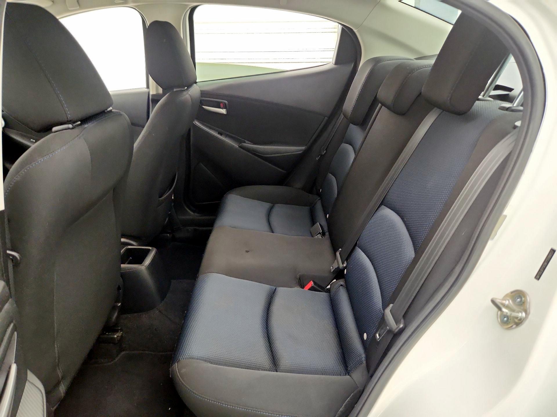 Thumbnail: 2019 Toyota Yaris - 19