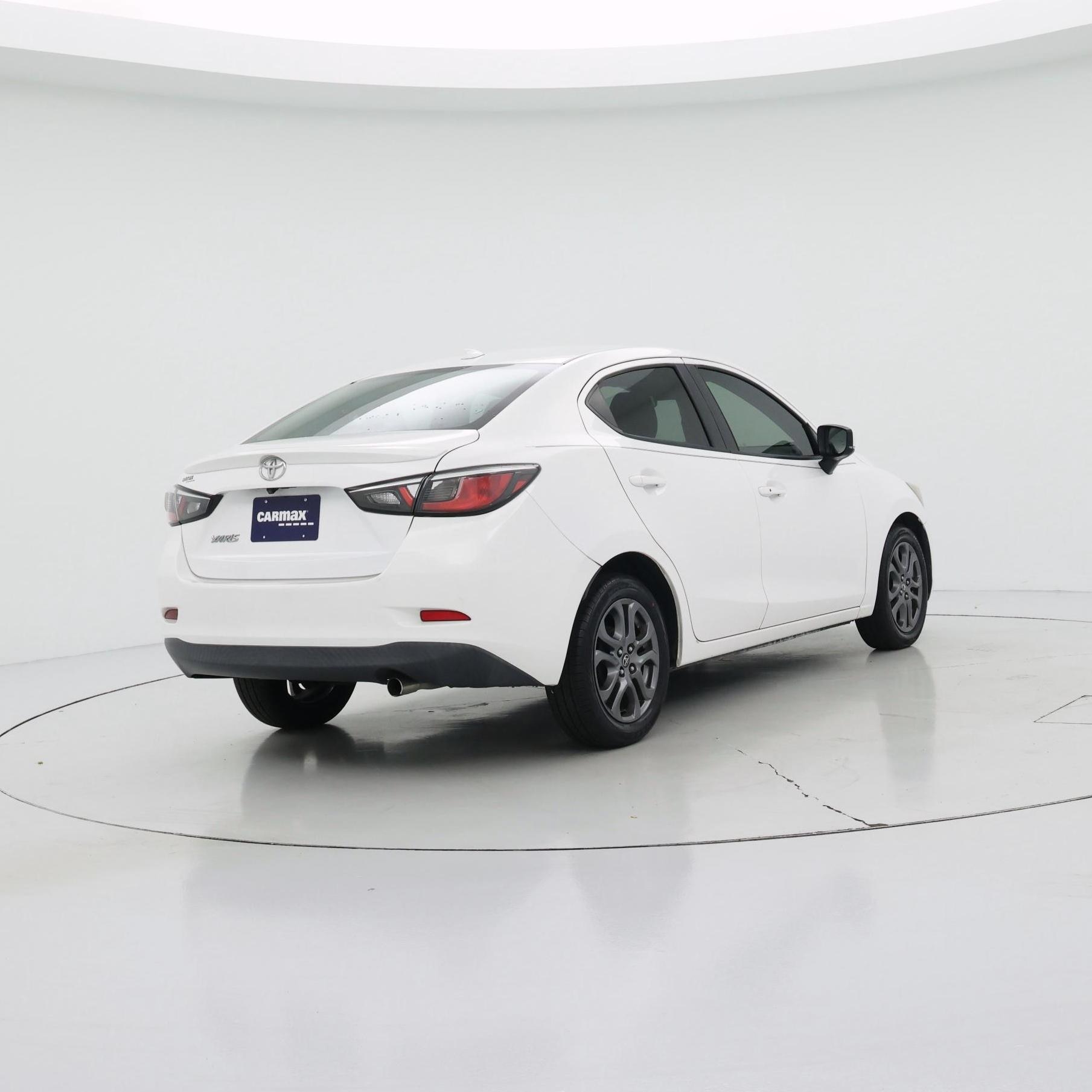 Thumbnail: 2019 Toyota Yaris - 8