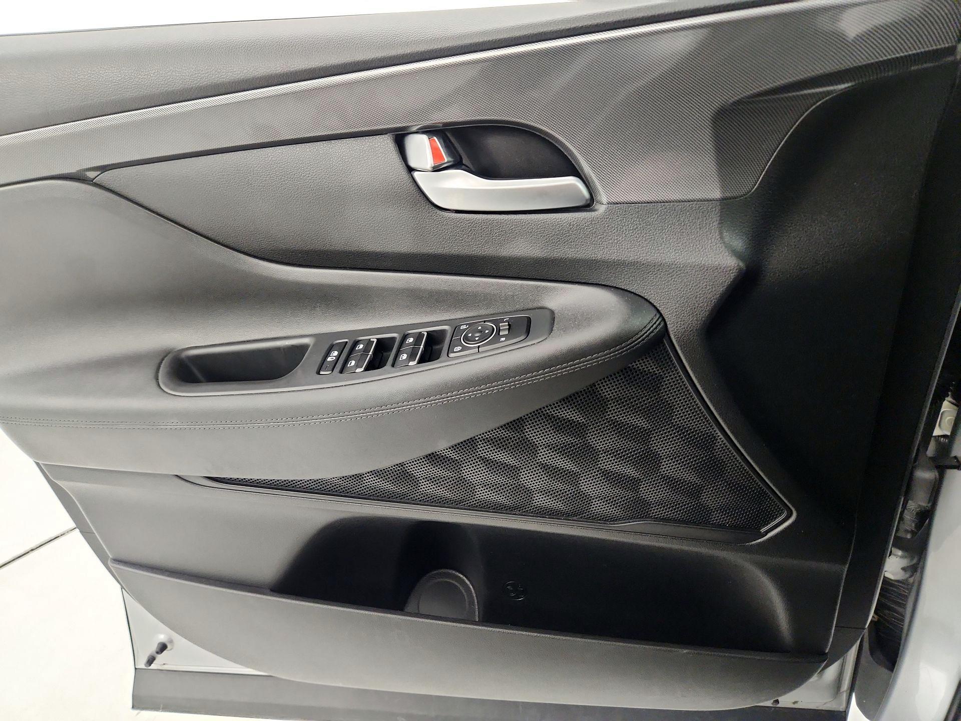 Thumbnail: 2023 Hyundai Santa Fe - 12