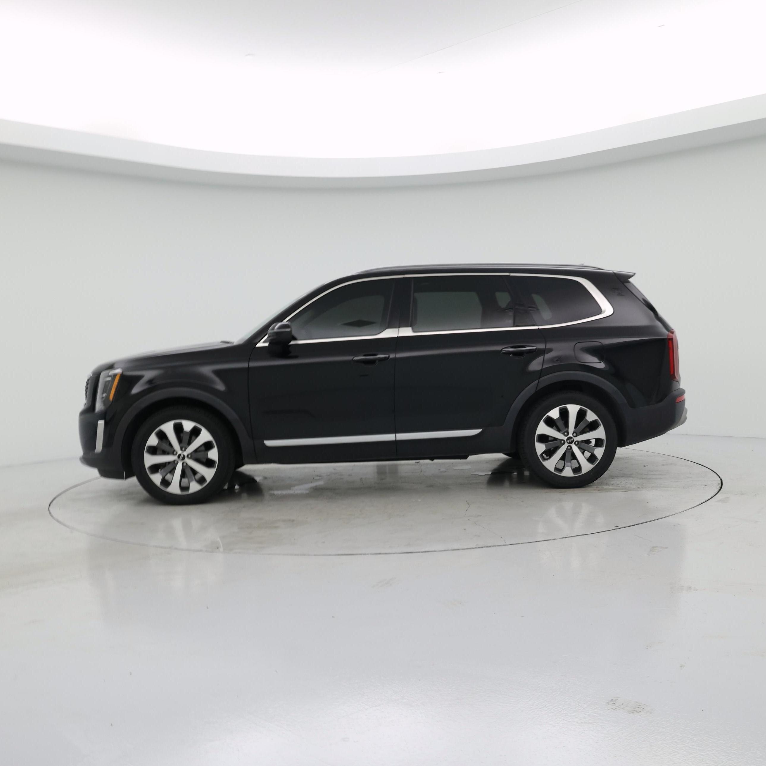 Thumbnail: 2020 Kia Telluride - 3