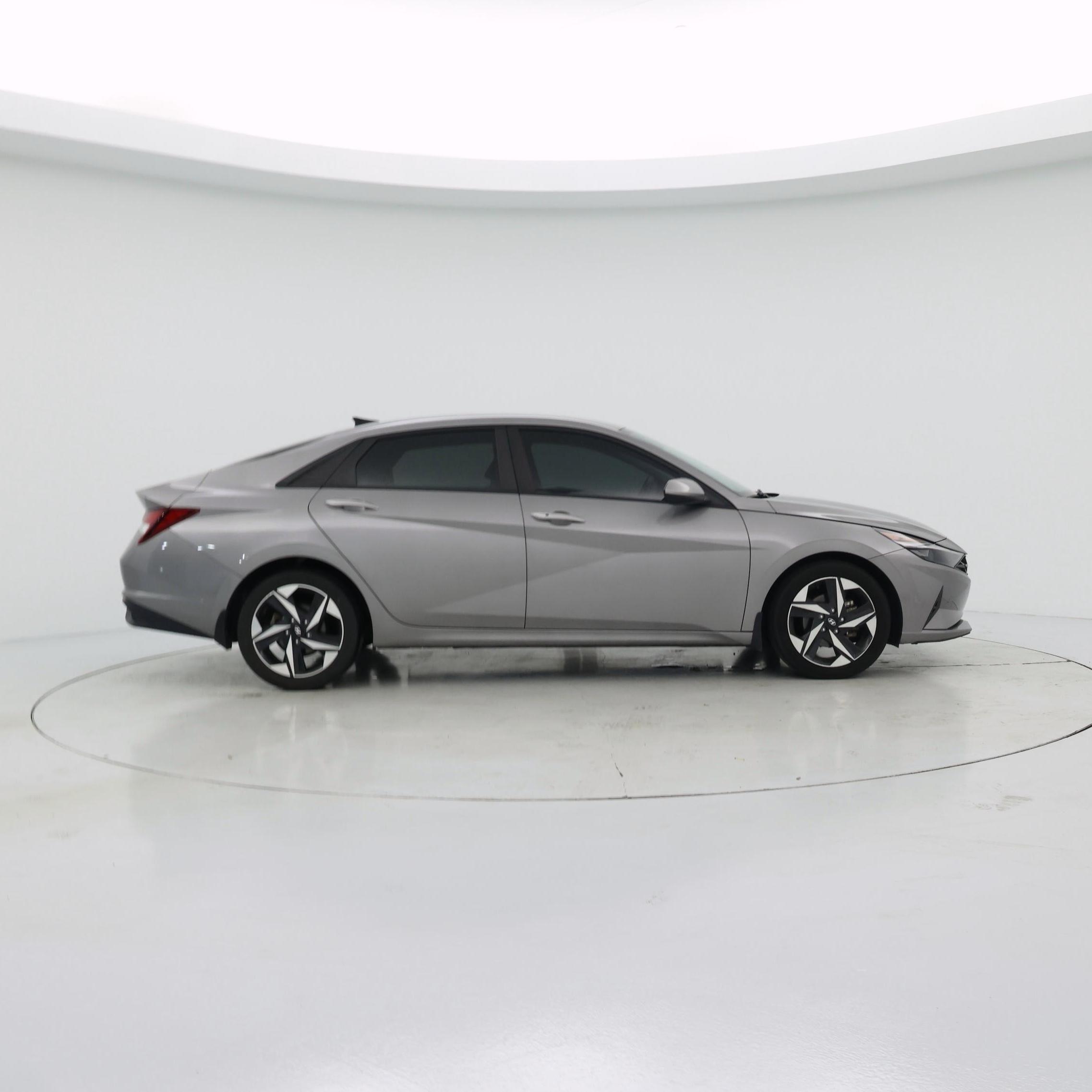 Thumbnail: 2023 Hyundai Elantra - 7