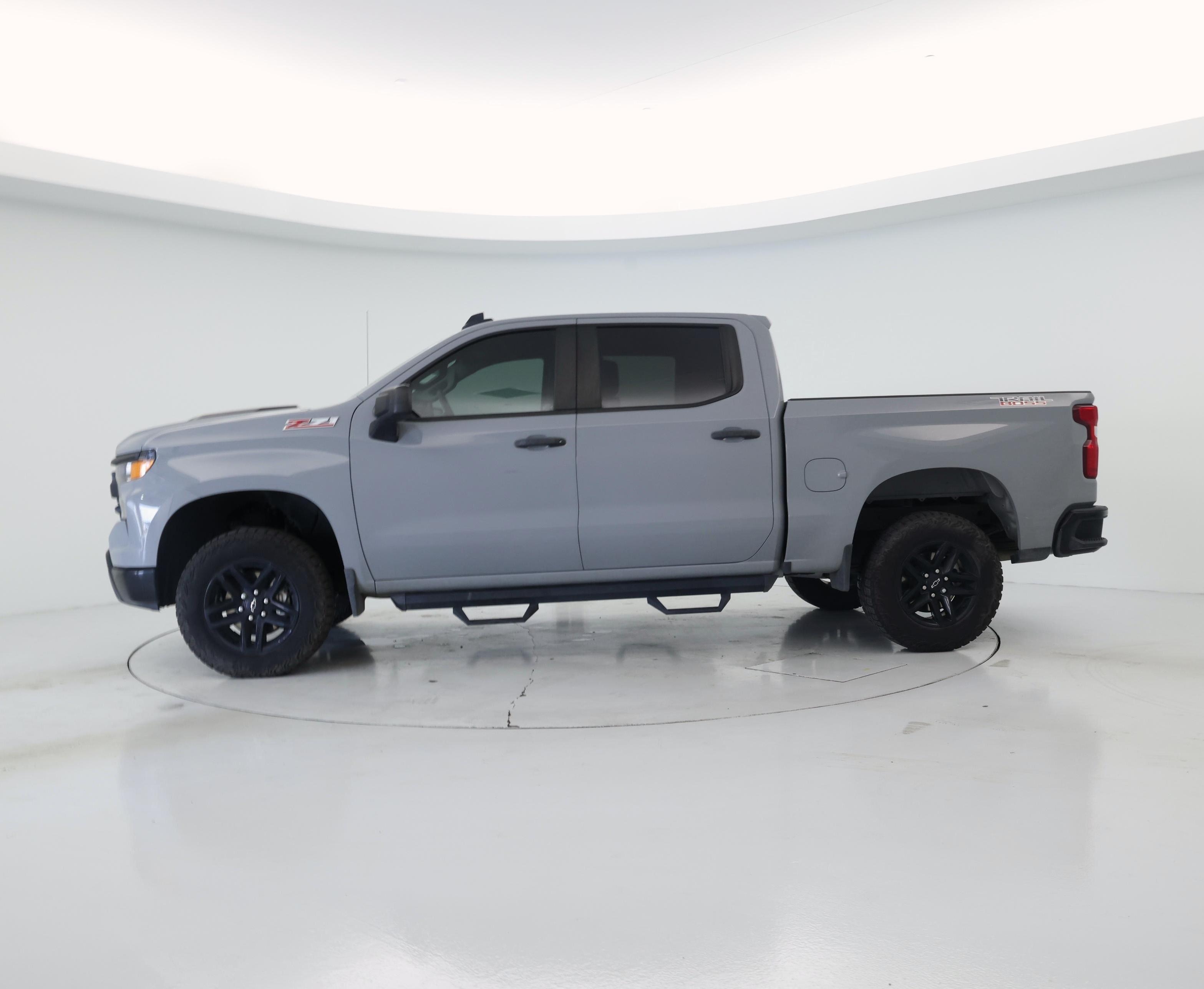 Thumbnail: 2024 Chevrolet Silverado 1500 - 3