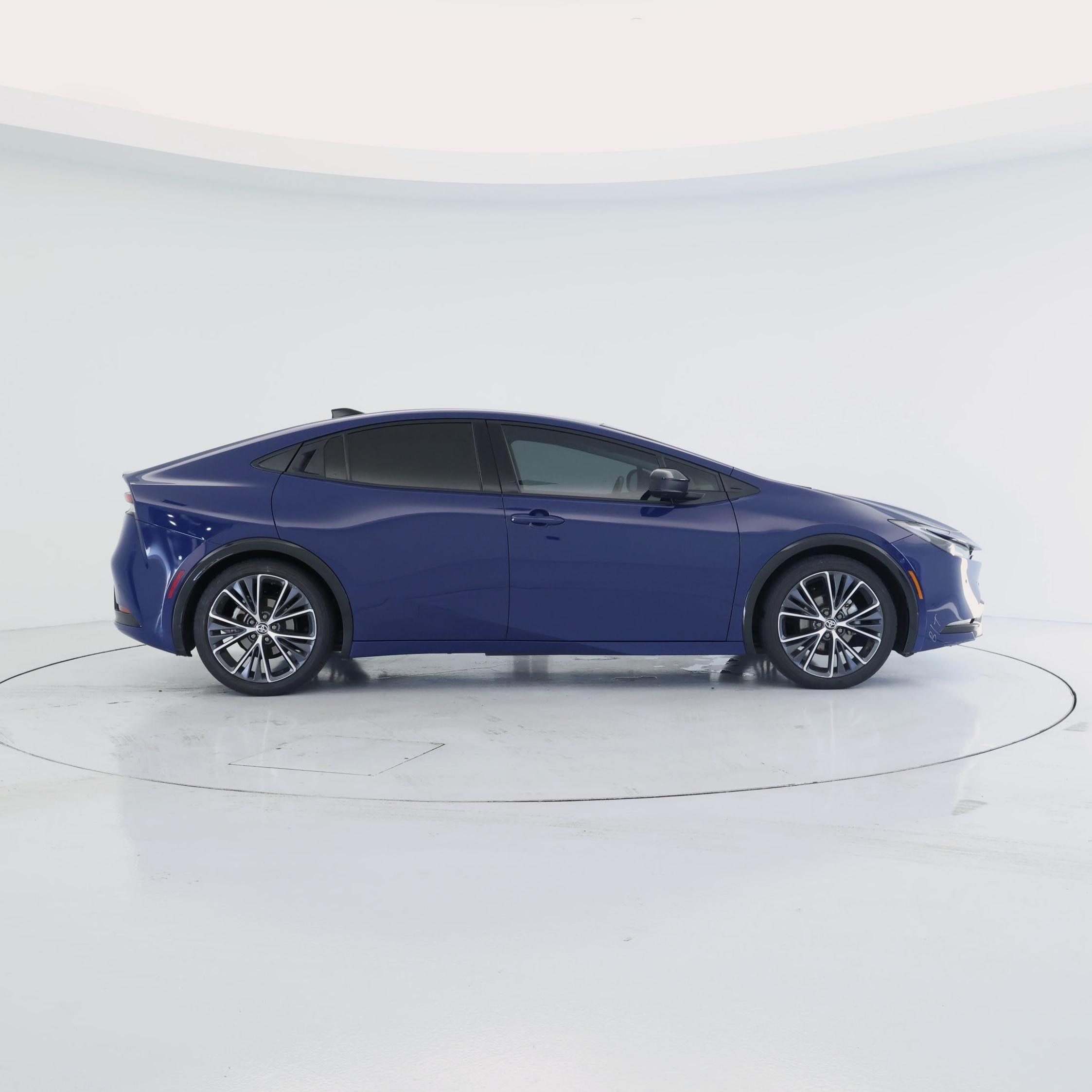 Thumbnail: 2023 Toyota Prius - 7
