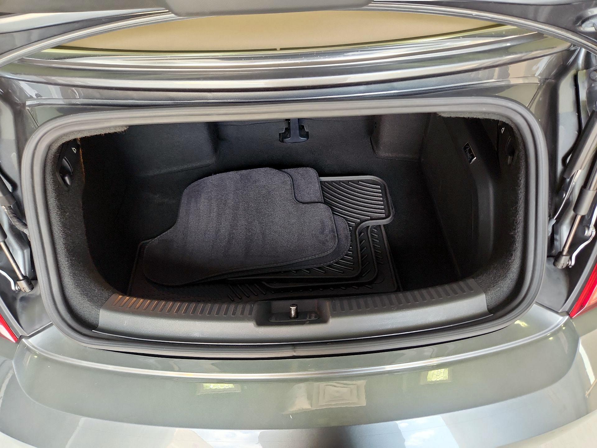 Thumbnail: 2019 Volkswagen Beetle - 19