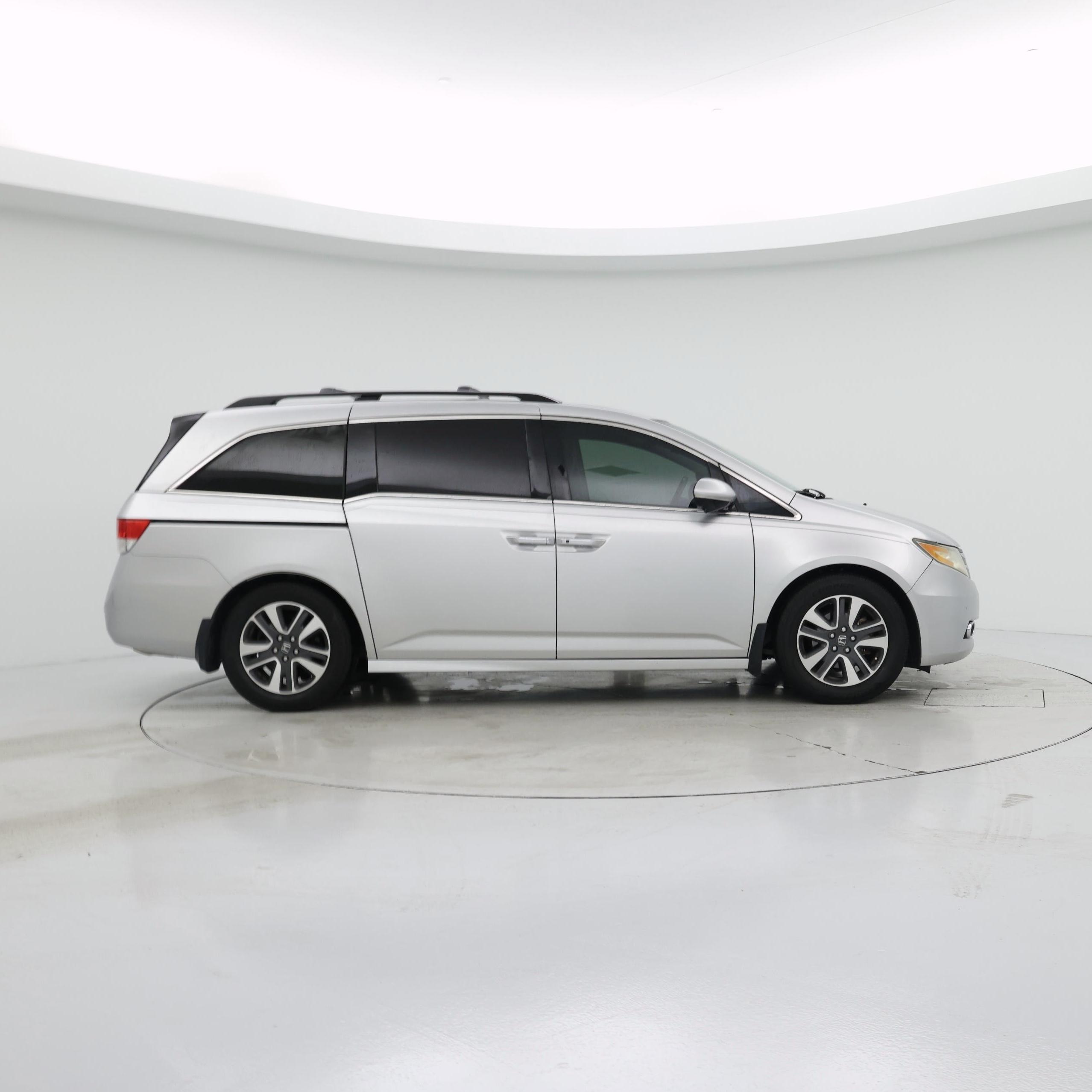 Thumbnail: 2015 Honda Odyssey - 7