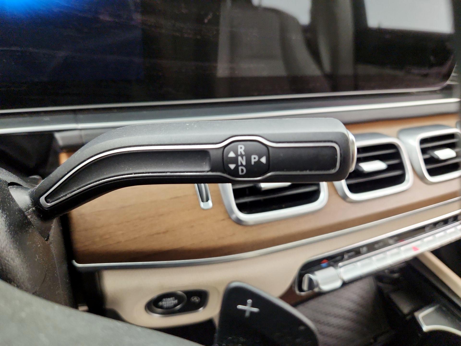 Thumbnail: 2021 Mercedes-Benz GLS - 18