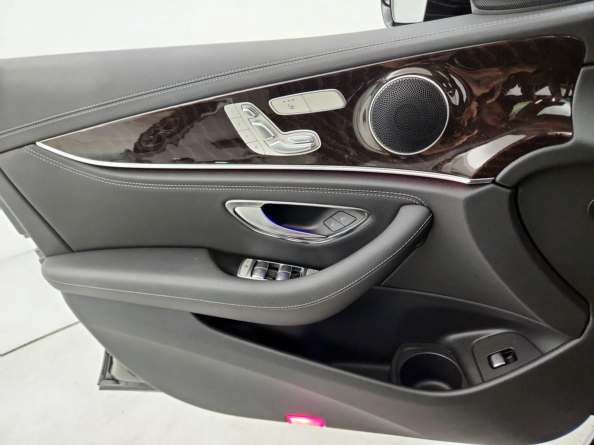 Thumbnail: 2021 Mercedes-Benz E-Class - 12