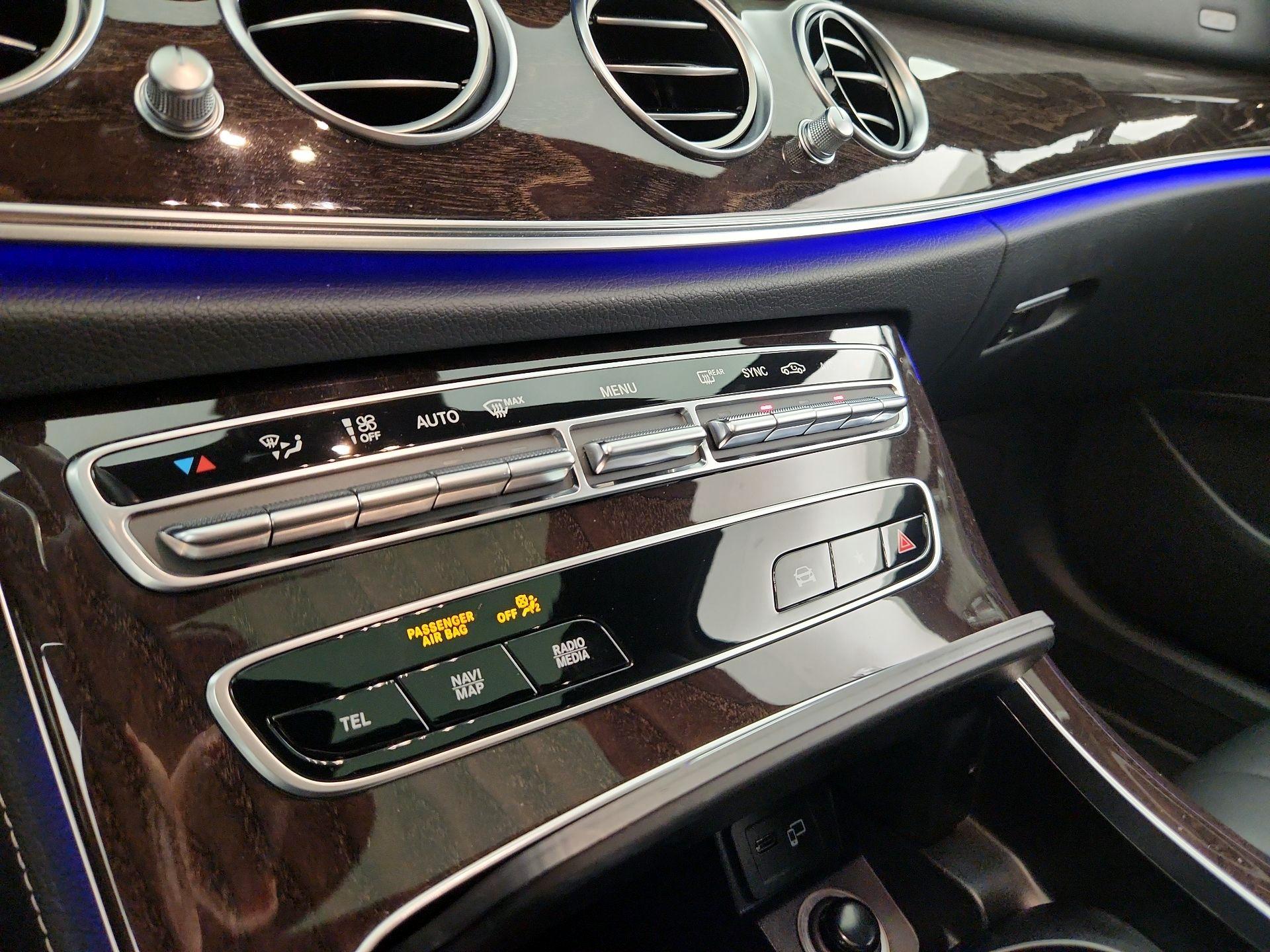 Thumbnail: 2021 Mercedes-Benz E-Class - 17