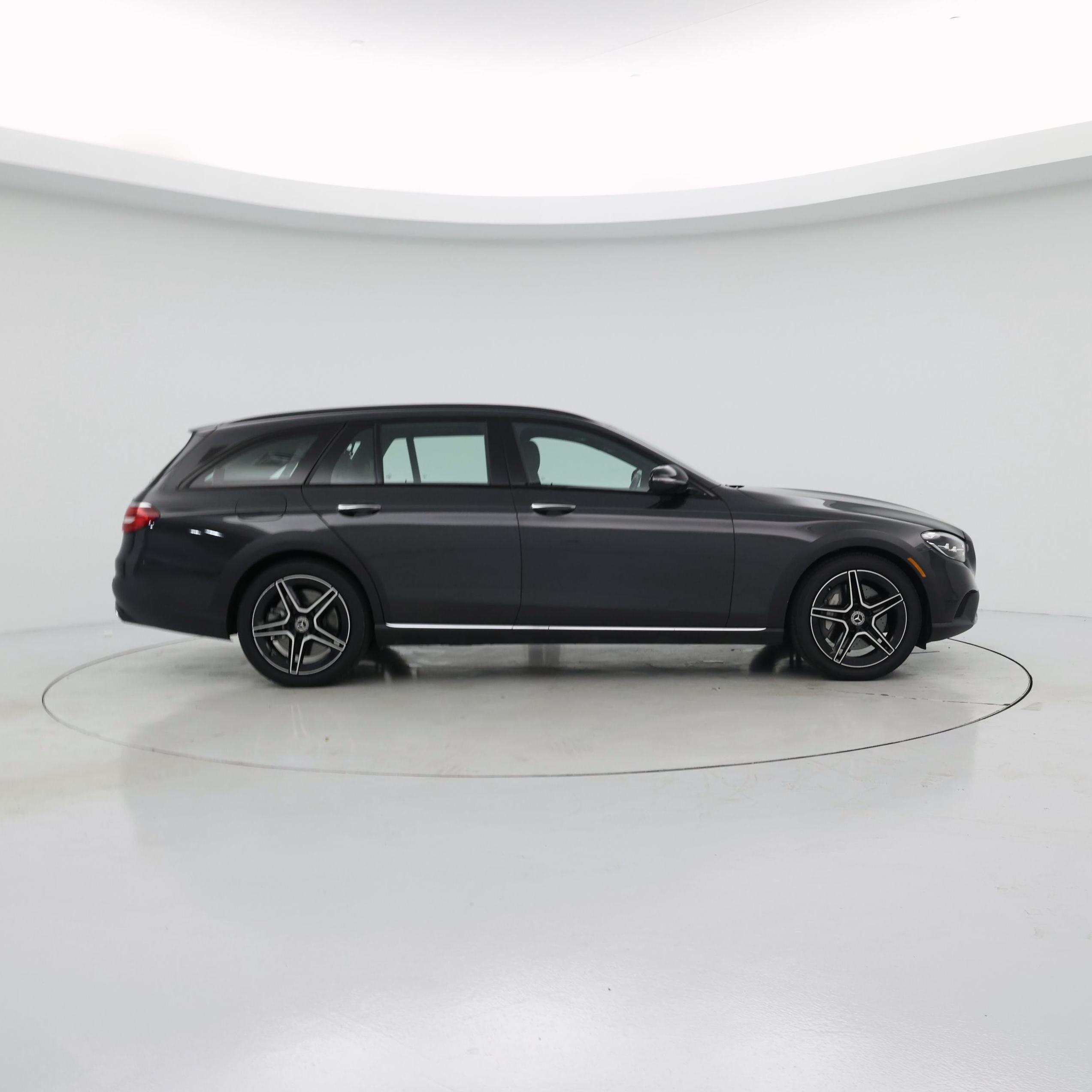 Thumbnail: 2021 Mercedes-Benz E-Class - 7