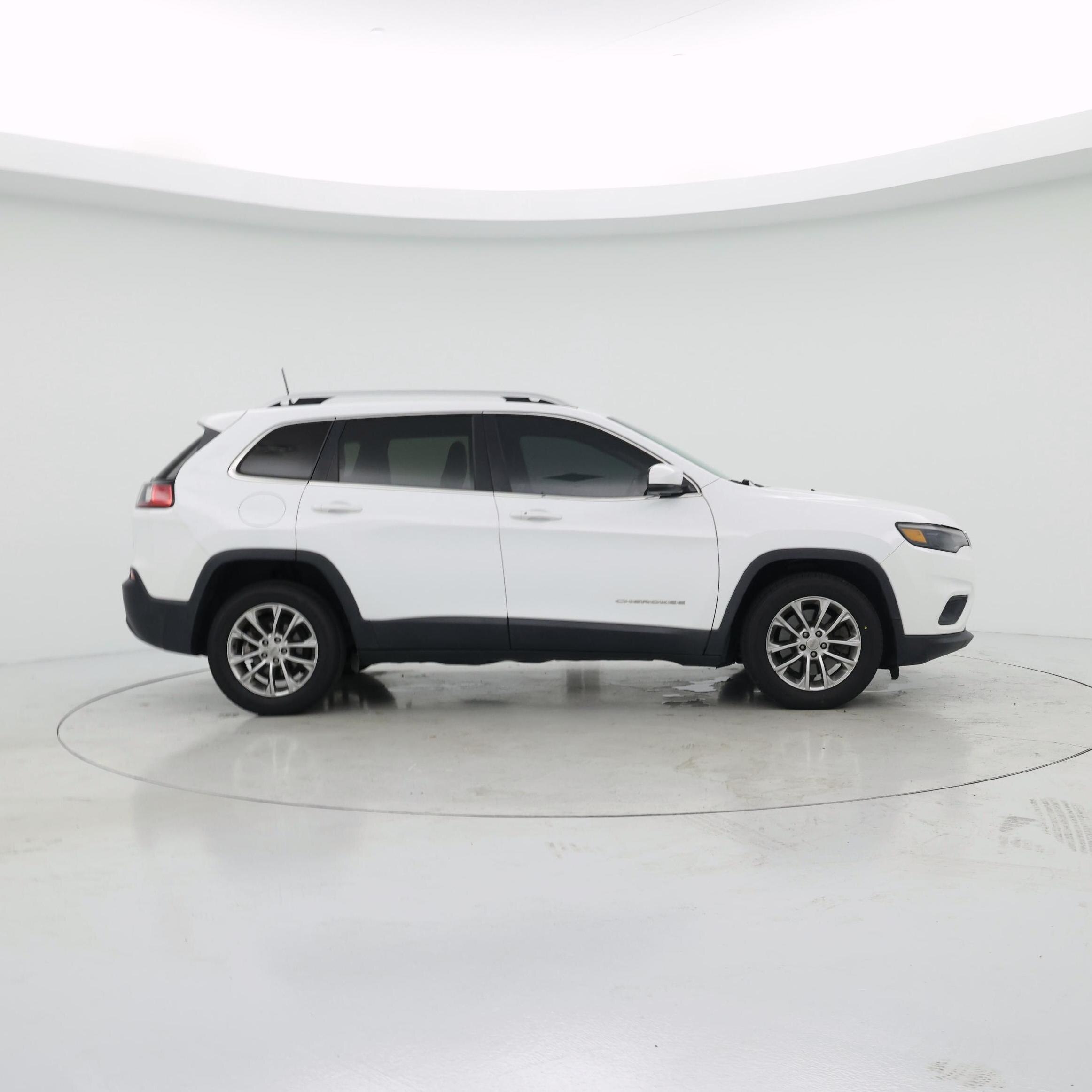 Thumbnail: 2021 Jeep Cherokee - 7