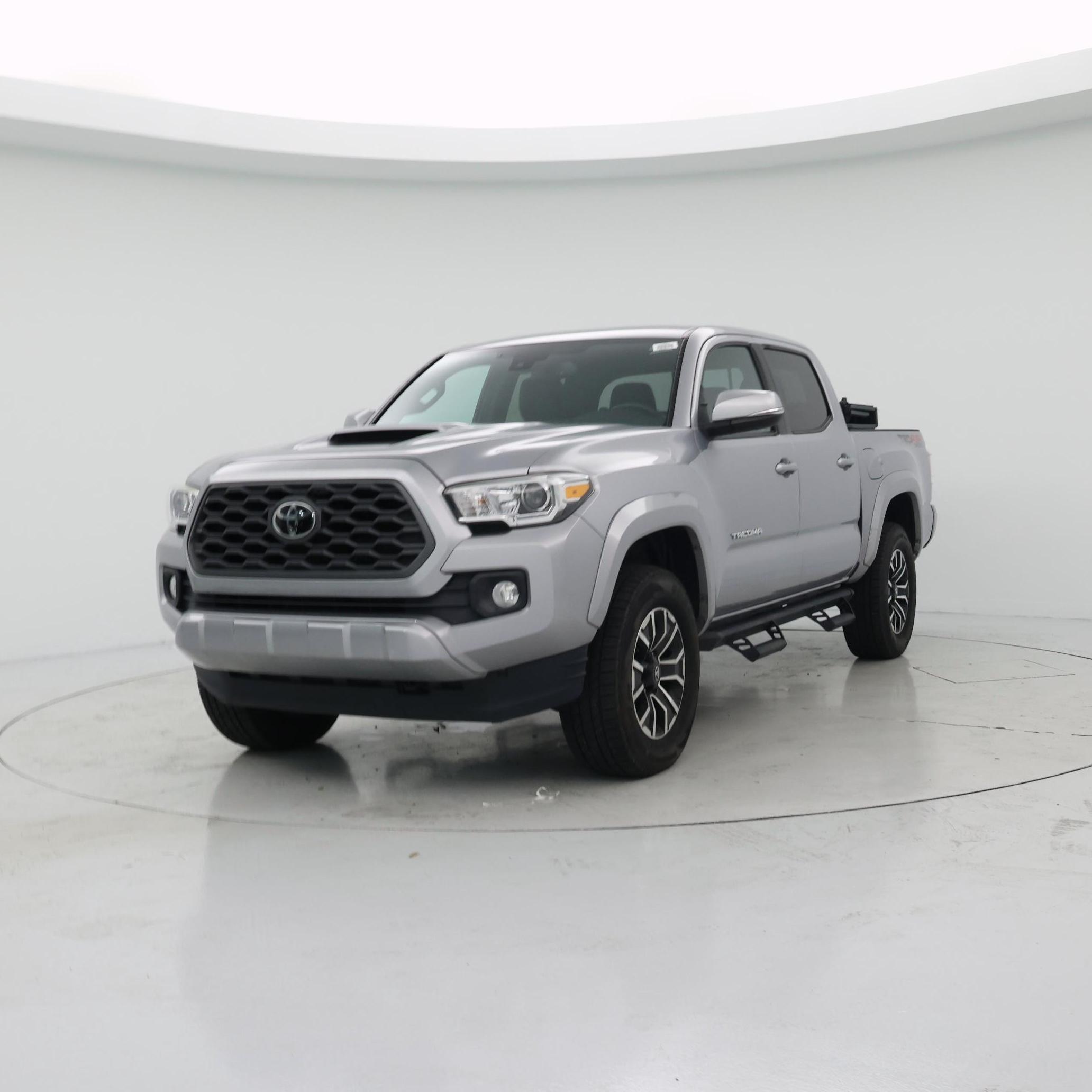 Thumbnail: 2020 Toyota Tacoma - 4