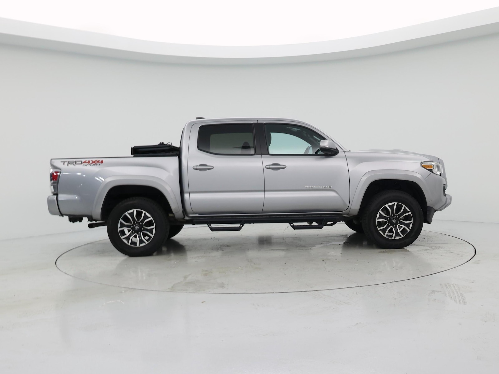 2020 Toyota Tacoma TRD Sport - Photo 8