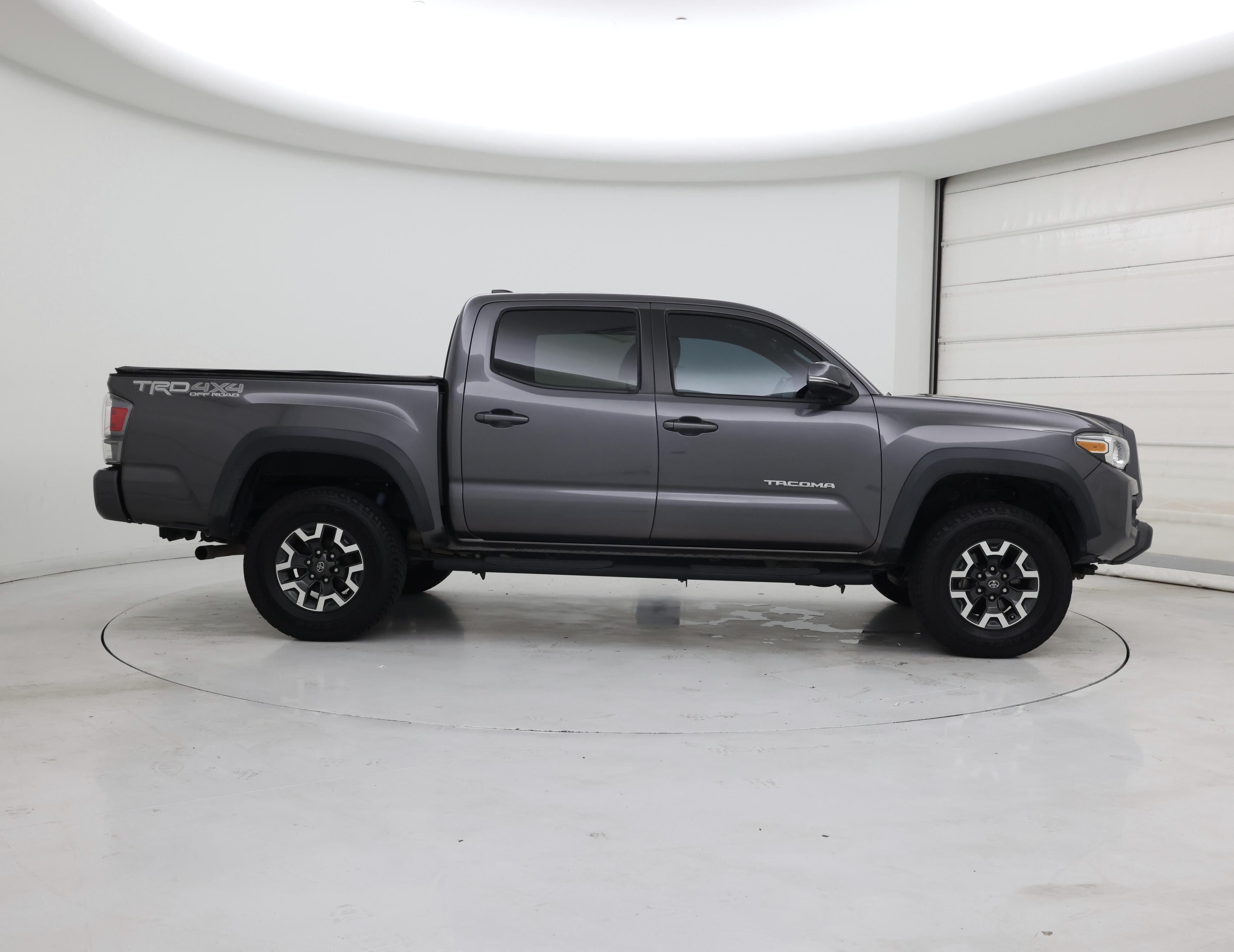 Thumbnail: 2021 Toyota Tacoma - 7