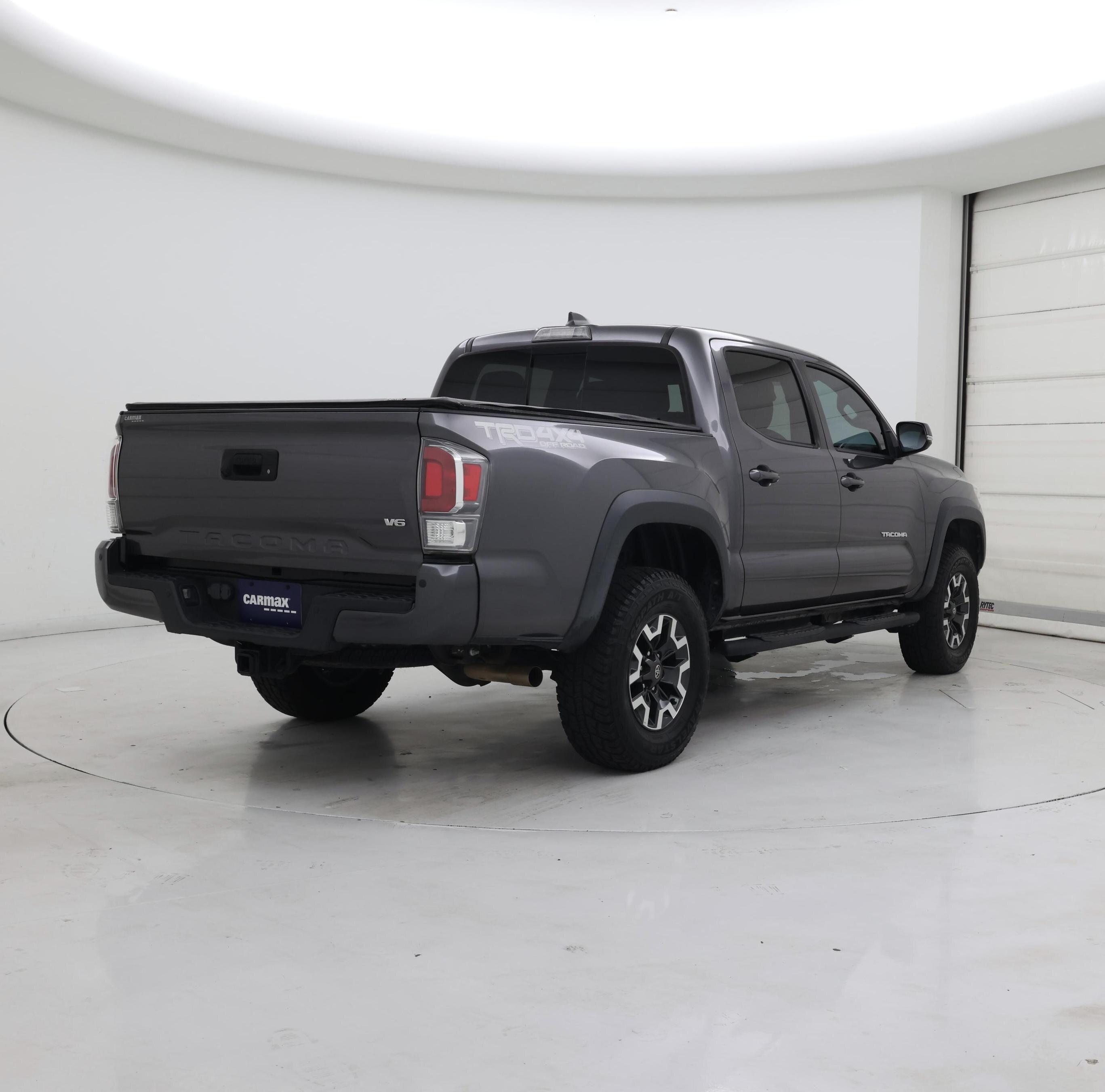 Thumbnail: 2021 Toyota Tacoma - 8